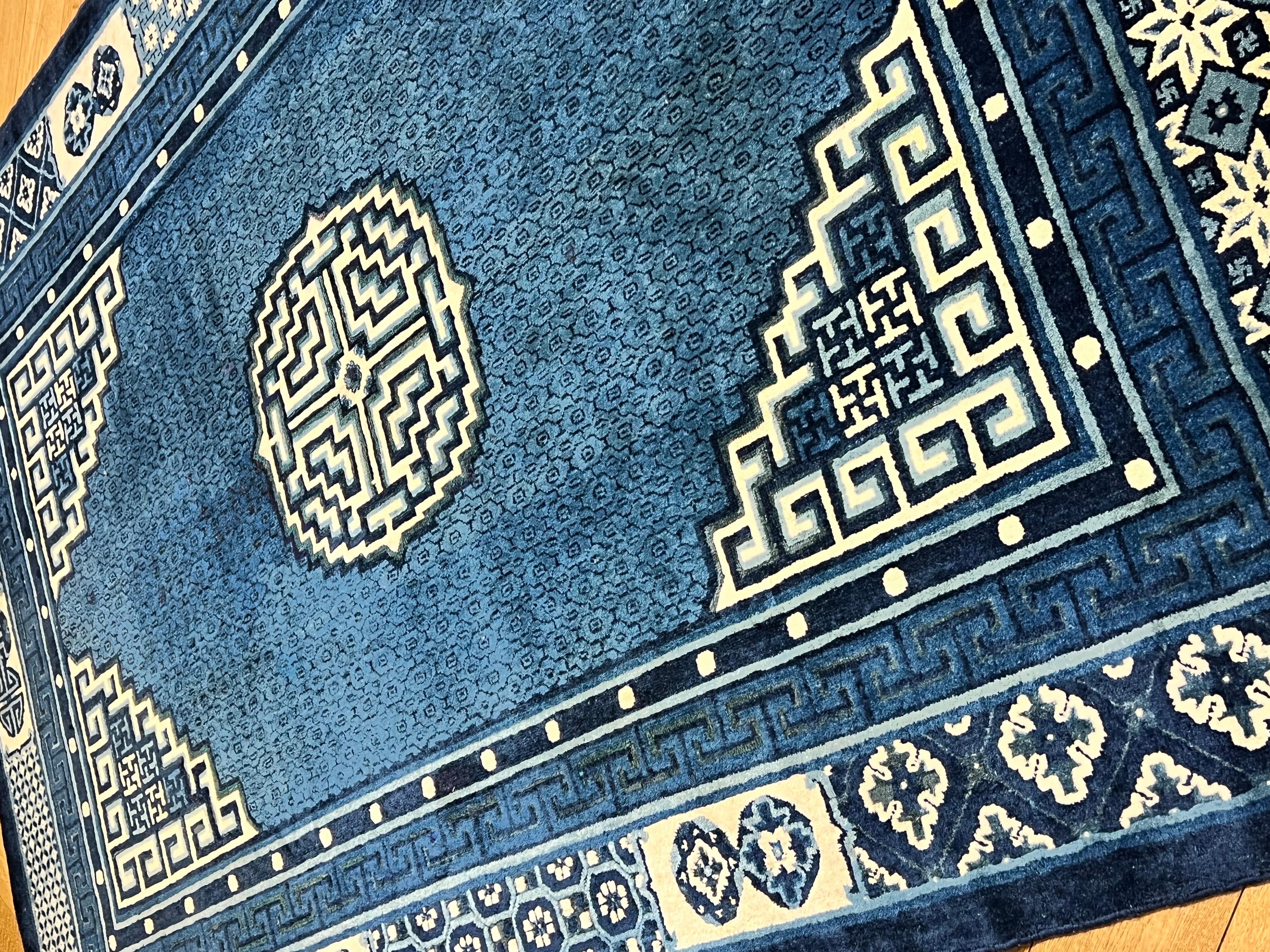Early 20th Century Chinese Pao-Tao Carpet, Blue with Geometric Design For Sale 6