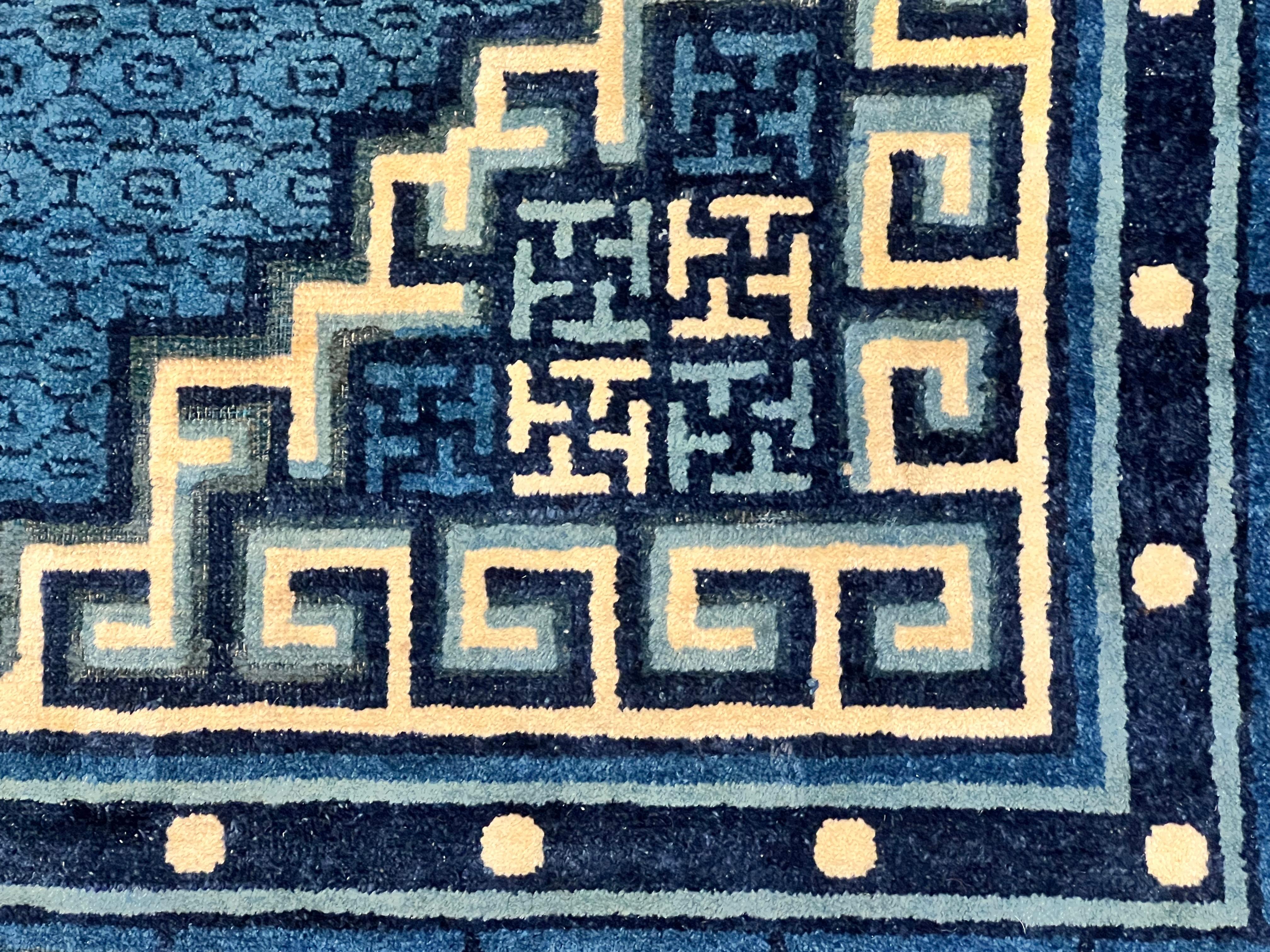 Early 20th Century Chinese Pao-Tao Carpet, Blue with Geometric Design For Sale 2