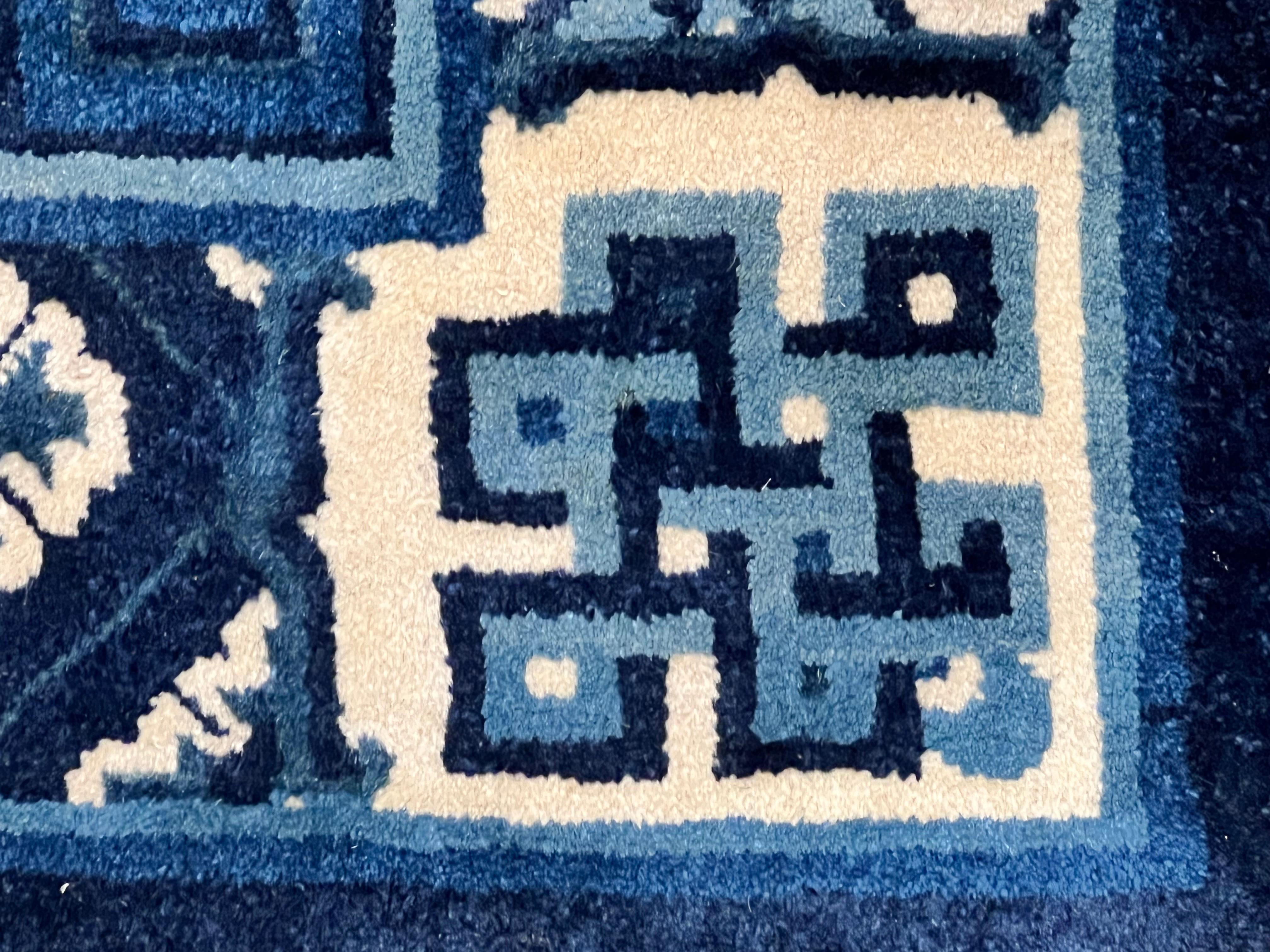 Early 20th Century Chinese Pao-Tao Carpet, Blue with Geometric Design For Sale 3