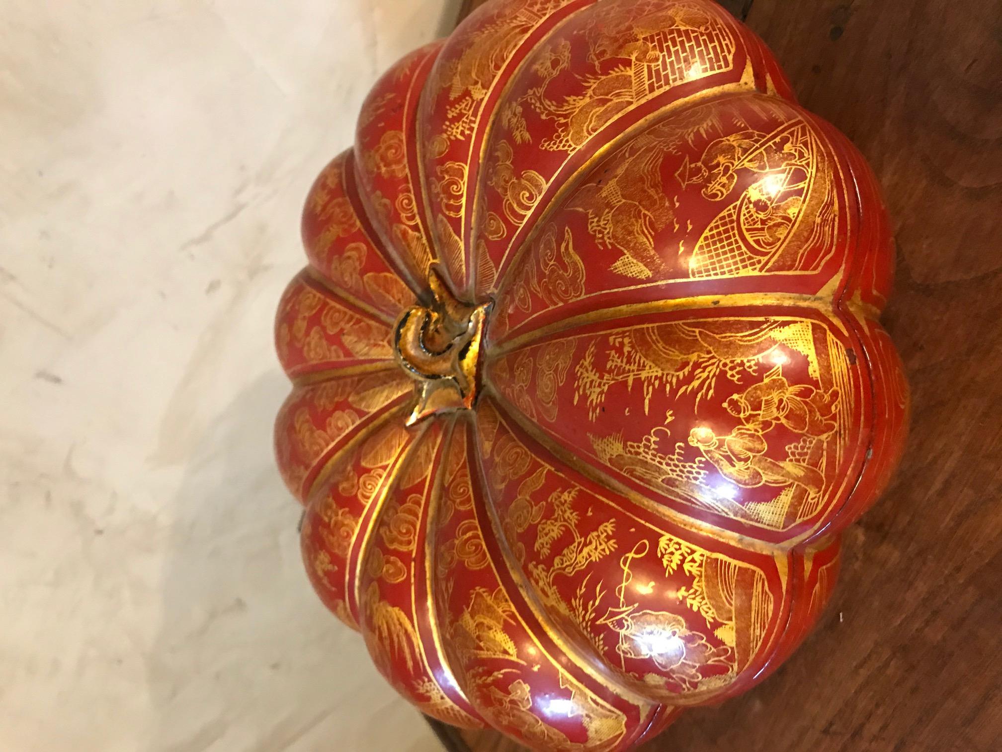 Early 20th Century Chinese Paper Mache Pumpkin Jewelry Box, 1900s 2