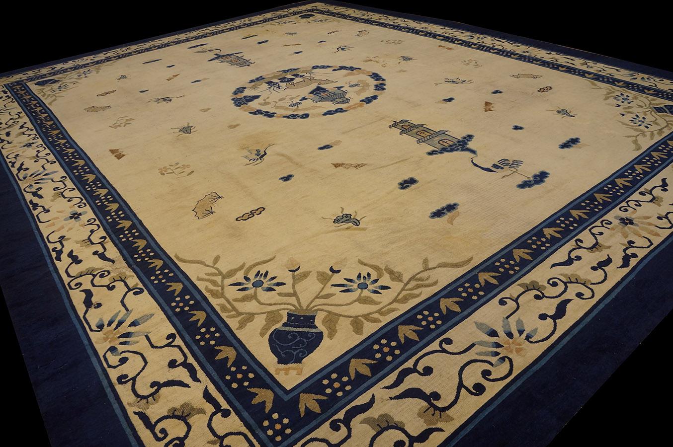 Early 20th Century Chinese Peking Carpet ( 13'10'' x 17'4'' - 422 x 528 ) For Sale 7
