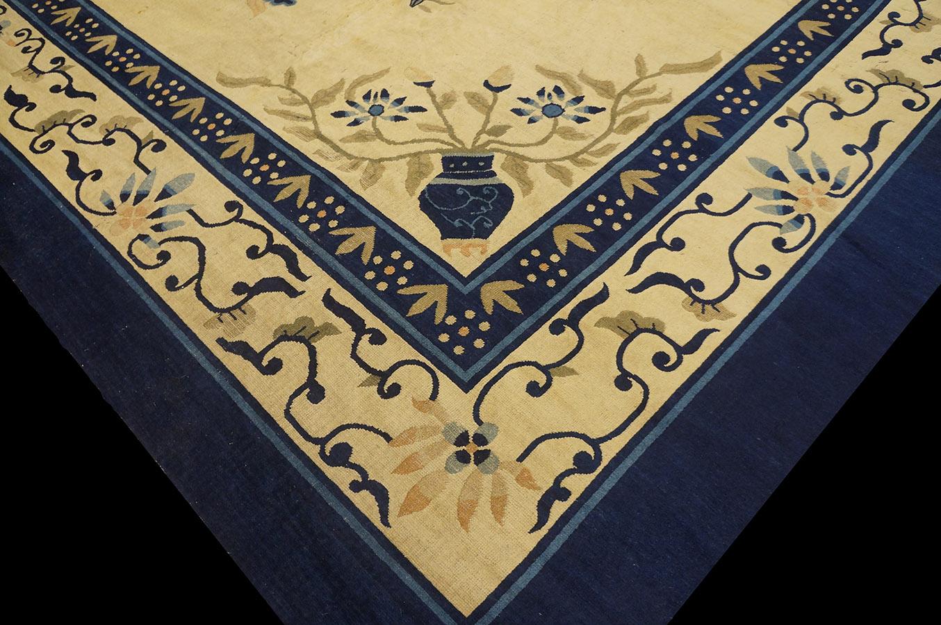 Wool Early 20th Century Chinese Peking Carpet ( 13'10'' x 17'4'' - 422 x 528 ) For Sale