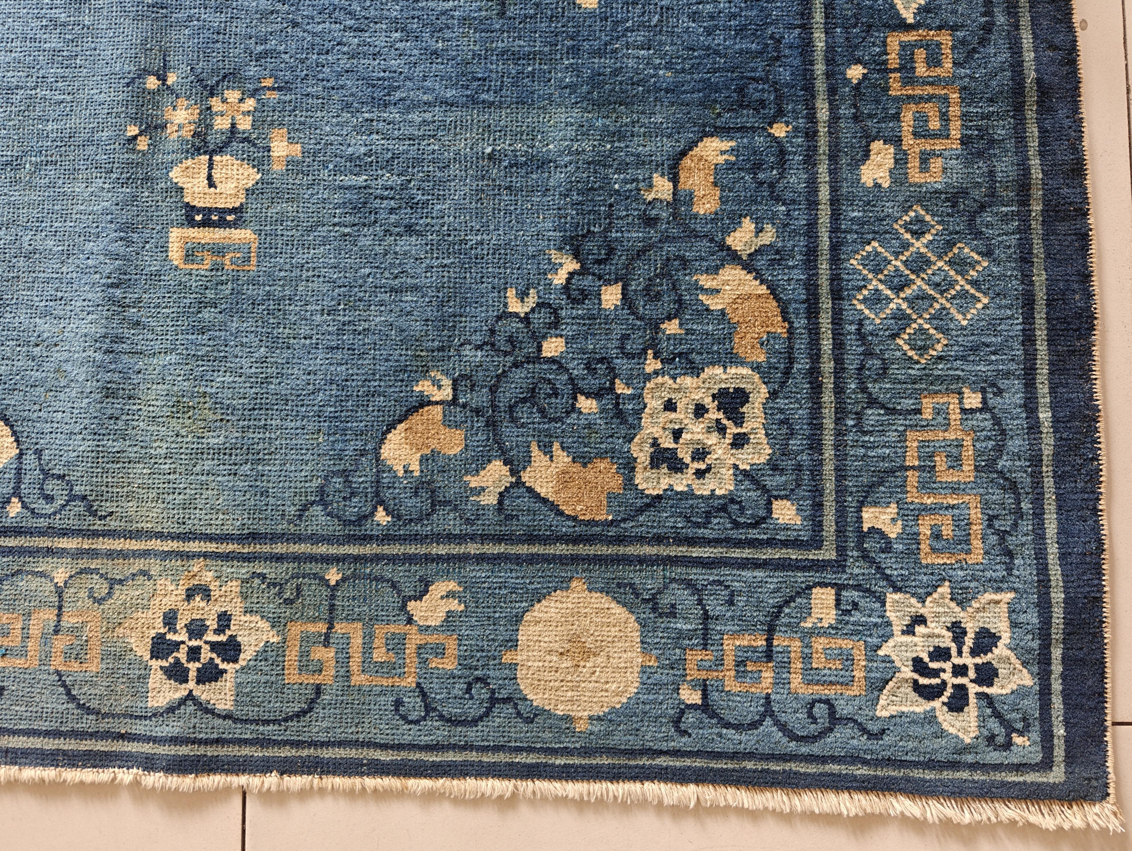 Alfombra china de Pekín de principios del siglo XX ( 4' x 5'10'' - 122 x 178 ) Lana en venta