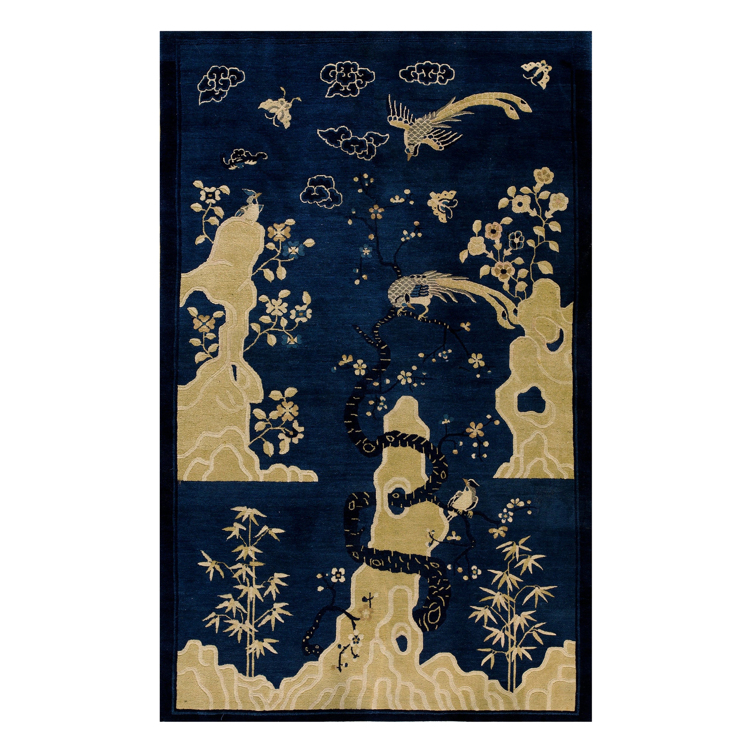 Tapis chinois de Pékin du début du 20e siècle (5,5' x 7' 8"" - 152 x 233 cm)