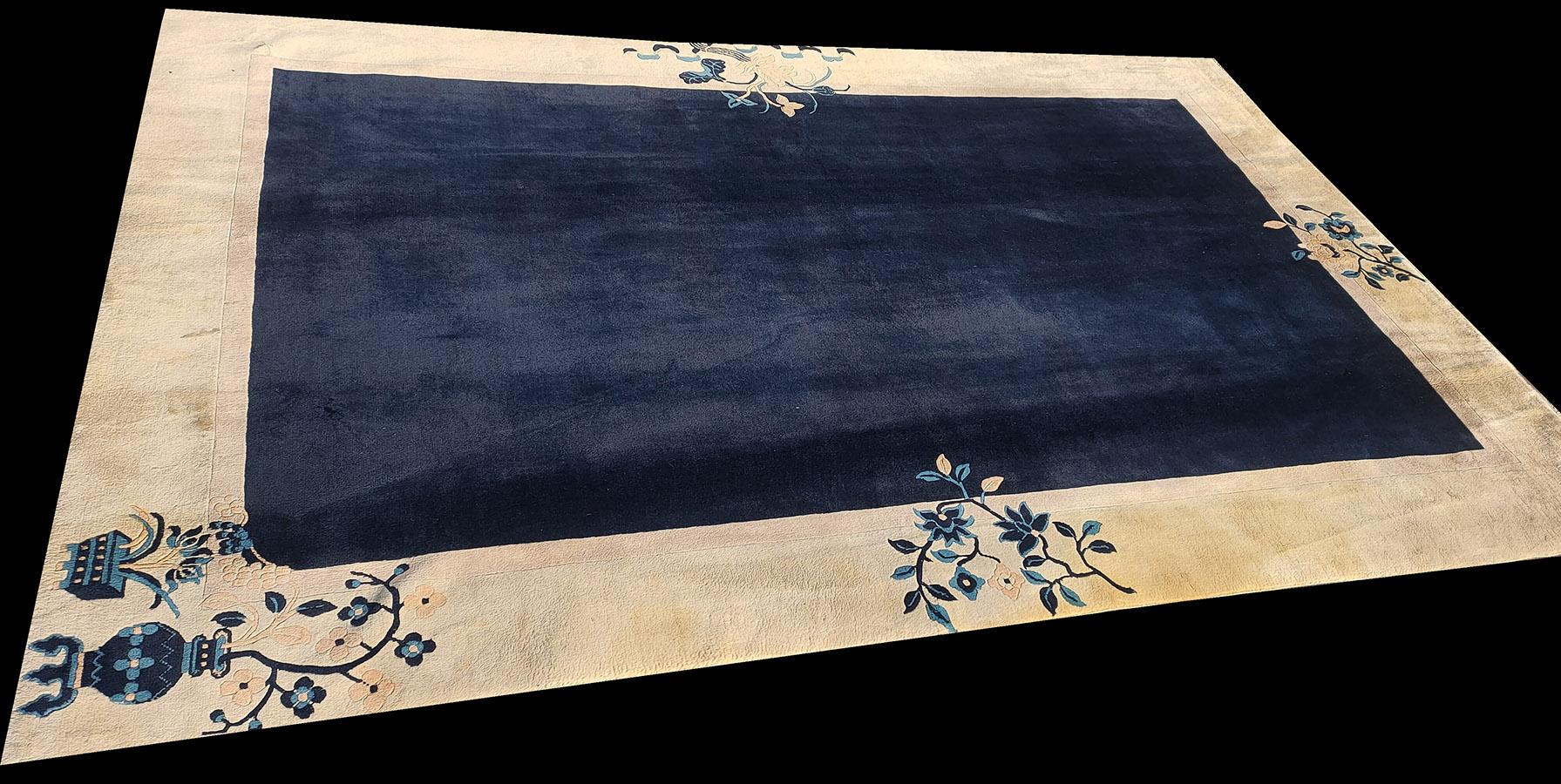 Chinois Tapis chinois de Pékin du début du 20ème siècle ( 6' x 9' - 183 x 275 ) en vente