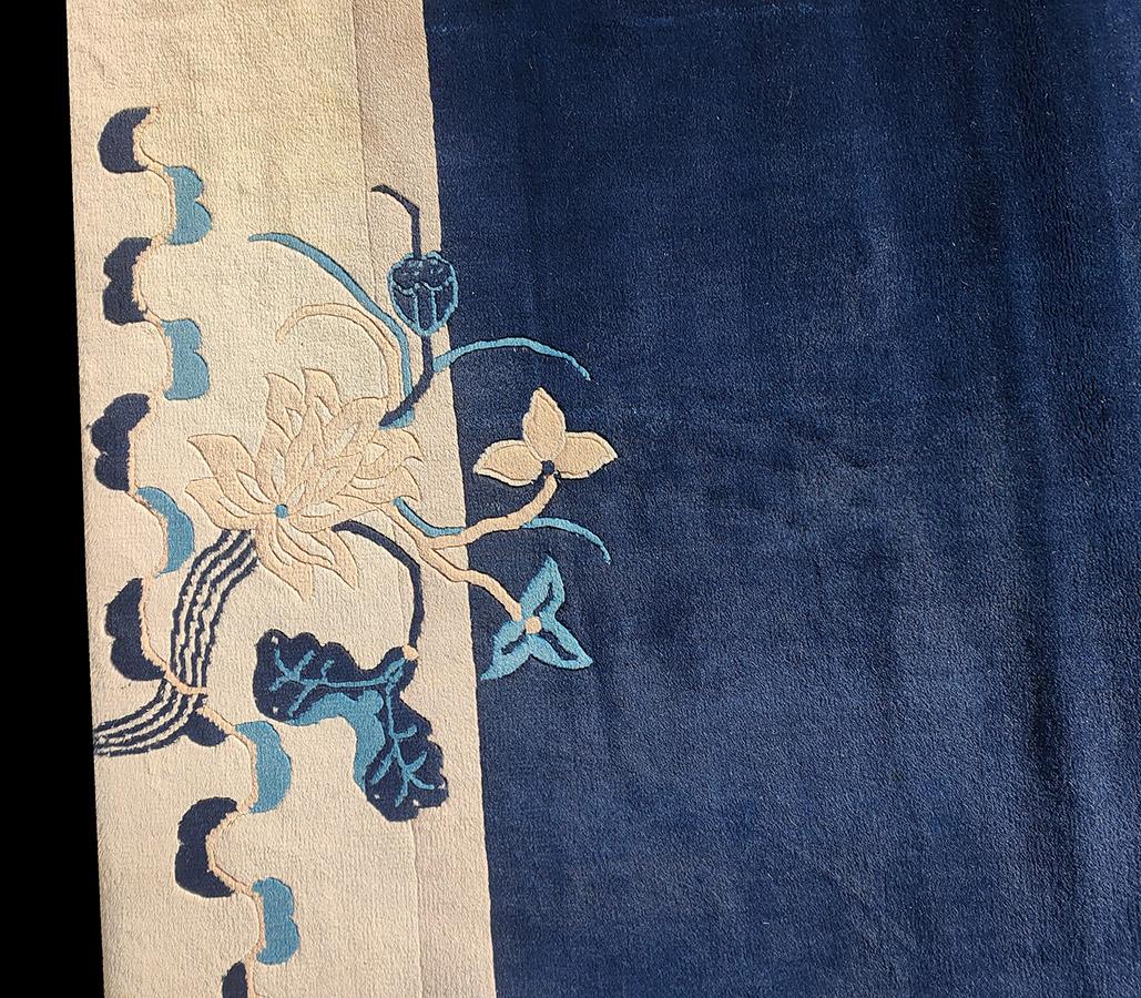 Début du 20ème siècle Tapis chinois de Pékin du début du 20ème siècle ( 6' x 9' - 183 x 275 ) en vente