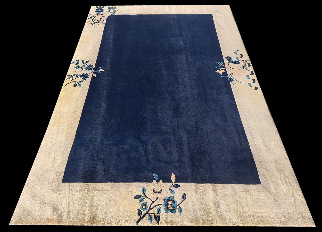 Laine Tapis chinois de Pékin du début du 20ème siècle ( 6' x 9' - 183 x 275 ) en vente