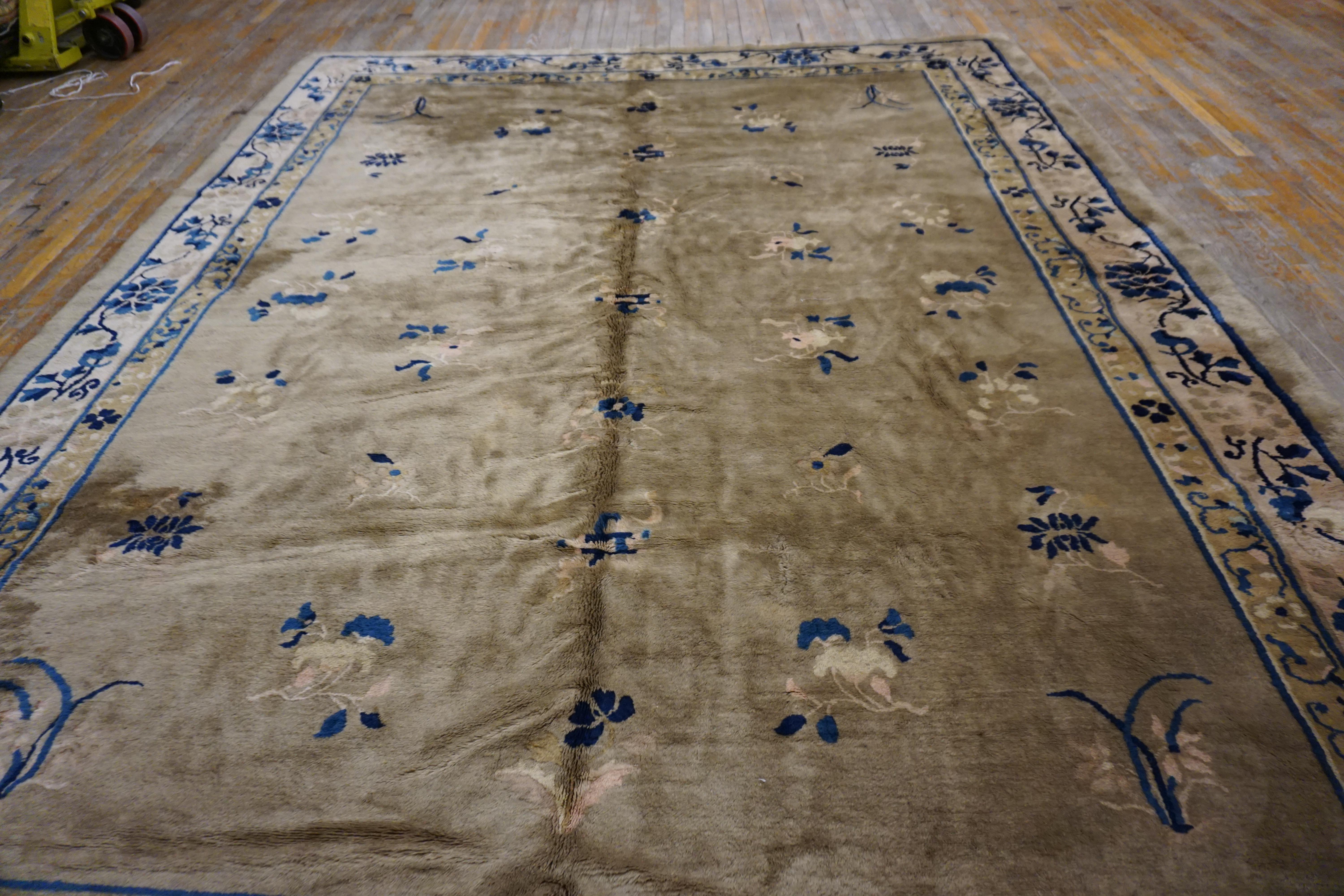 Hand-Knotted Early 20th Century Chinese Peking Carpet ( 9' x 11'7'' - 275 x 353 ) For Sale