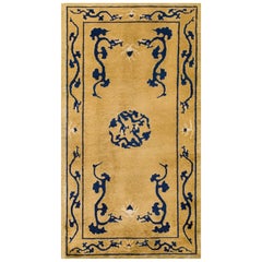 Tapis chinois du début du 20e siècle avec dragon de Pékin ( 3'4'' x 6' - 102 x 183 )