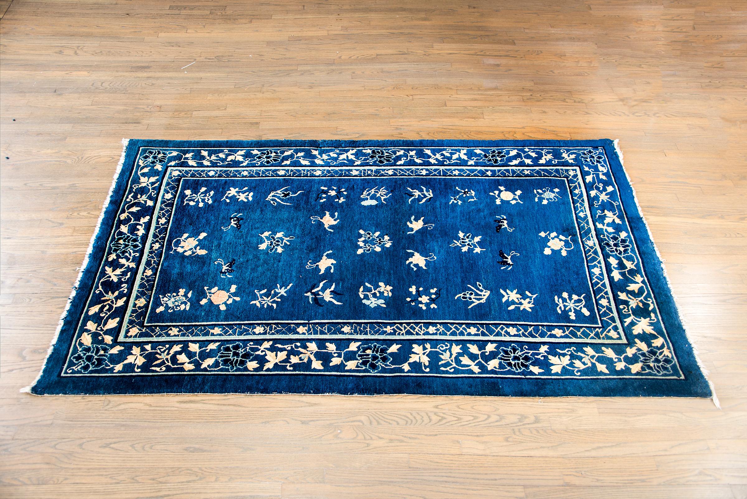 Early 20th Century Chinese Peking Rug For Sale 7