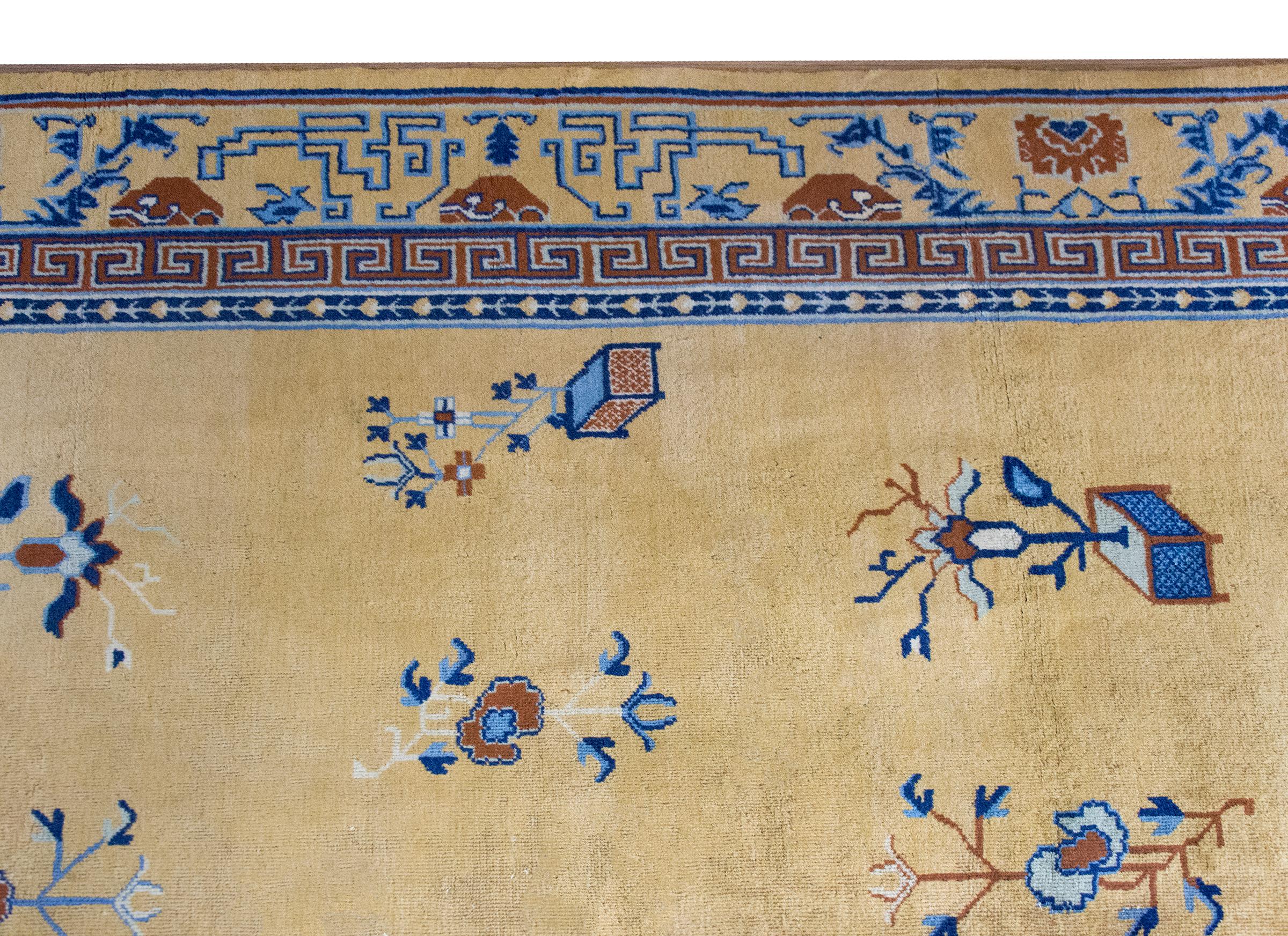 Early 20th Century Chinese Peking Rug For Sale 7