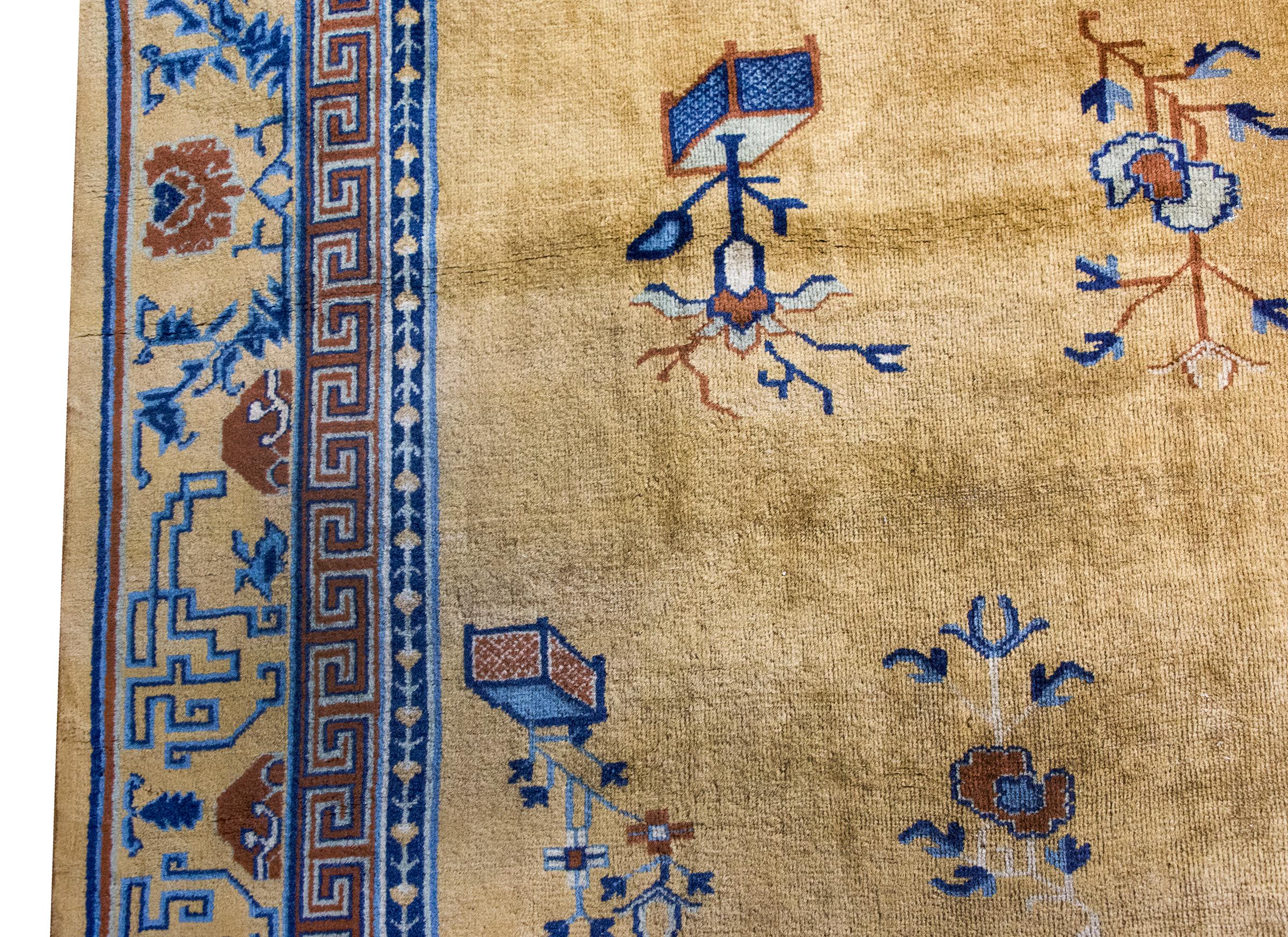 Early 20th Century Chinese Peking Rug For Sale 1