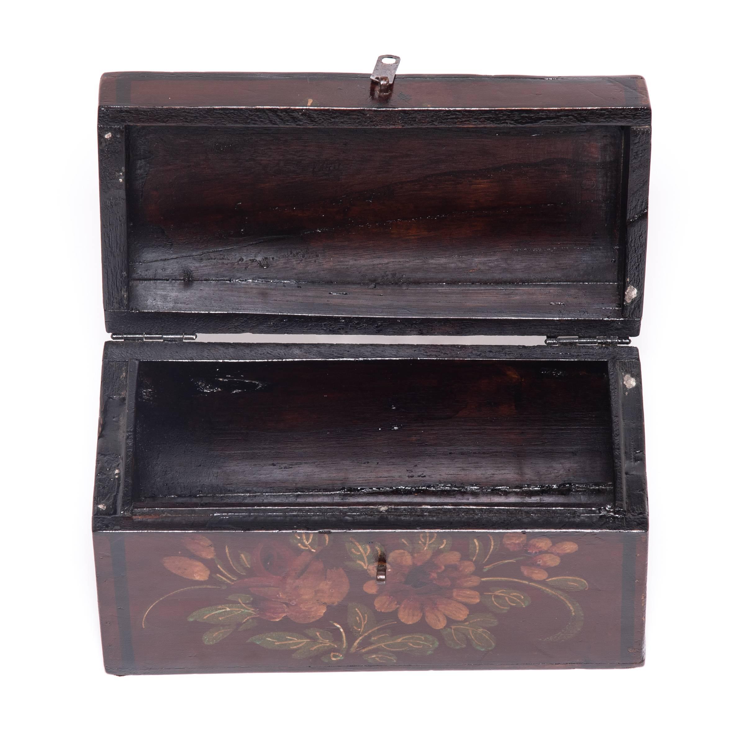 Early 20th Century Chinese Peony Treasure Box 1