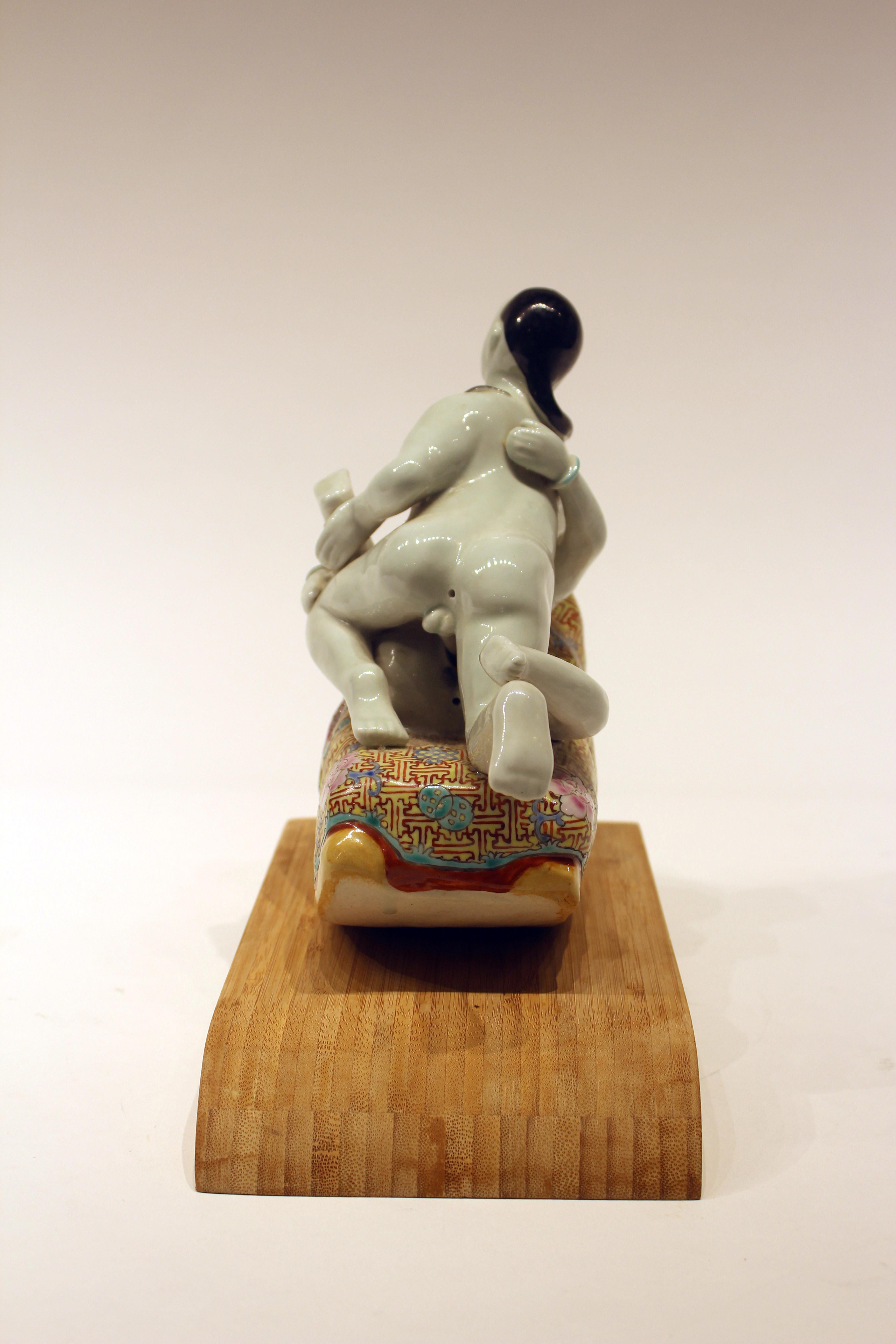 Early 20th Century Chinese Porcelain Erotic Figural Scene Hand Painted 2