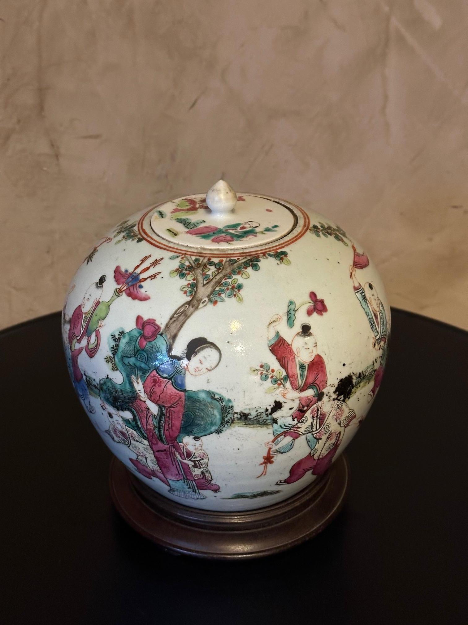 Early 20th century Chinese Porcelain Ginger Jar, 1900s 5