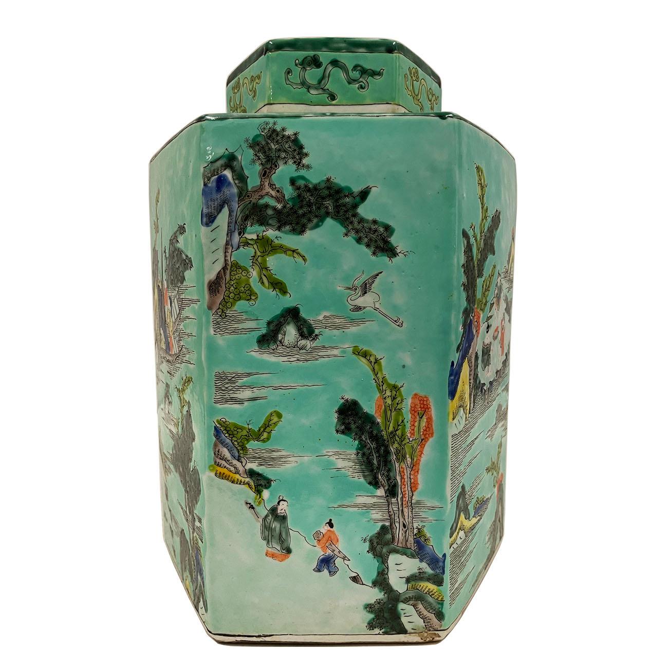 Vaso di porcellana cinese dei primi del Novecento con coperchio In condizioni buone in vendita a Pomona, CA