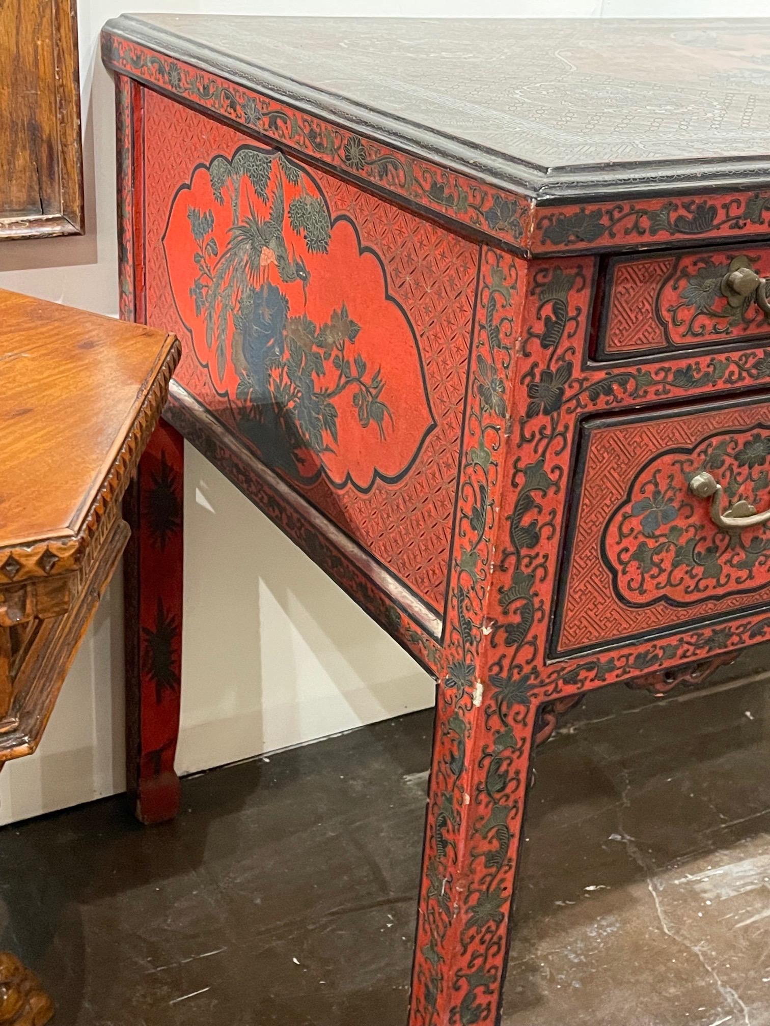 Early 20th Century Chinese Red and Black Lacquered Writing Desk 1