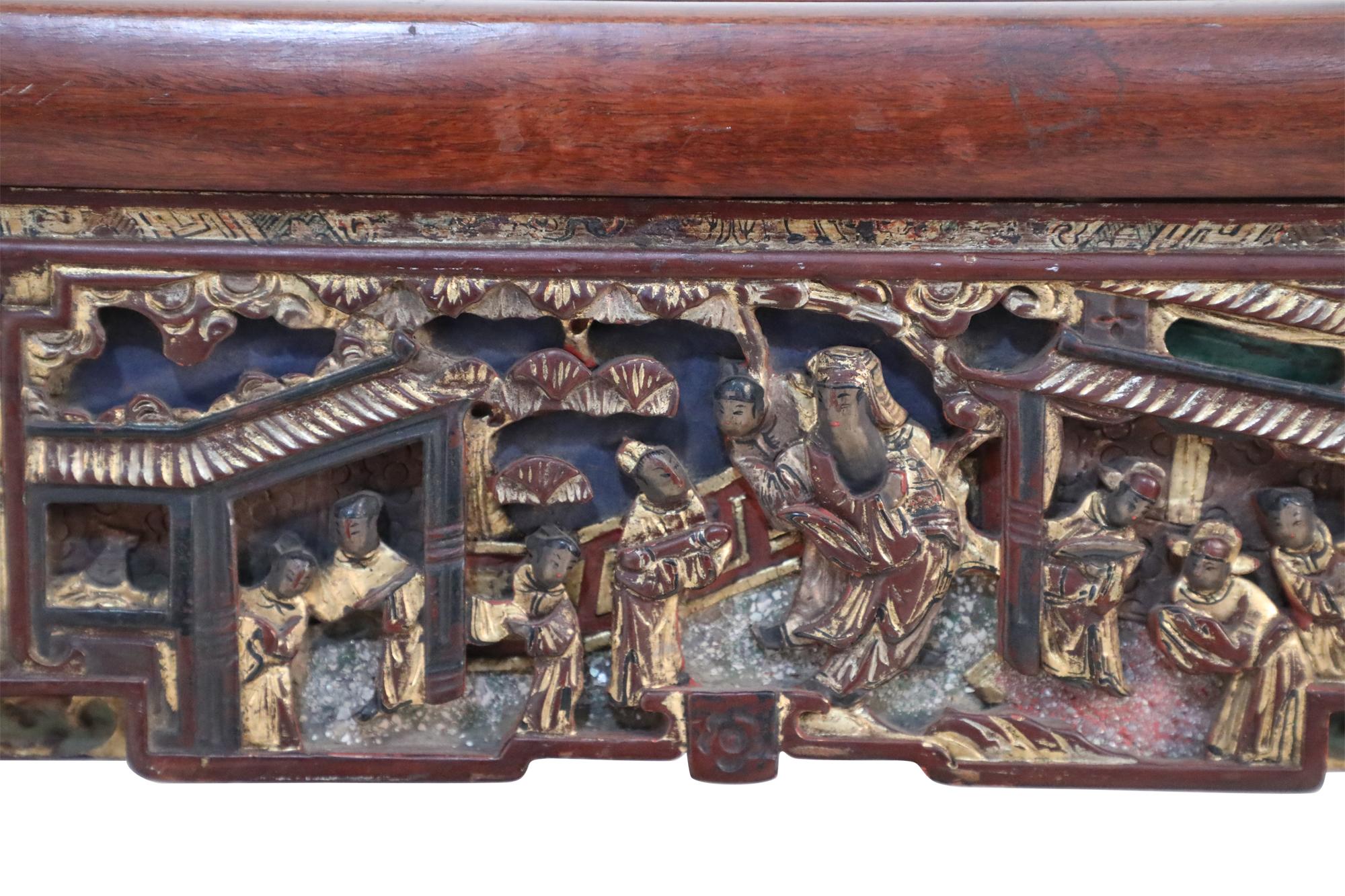 Early 20th Century Chinese Red Carved Wooden Display Cabinet For Sale 8