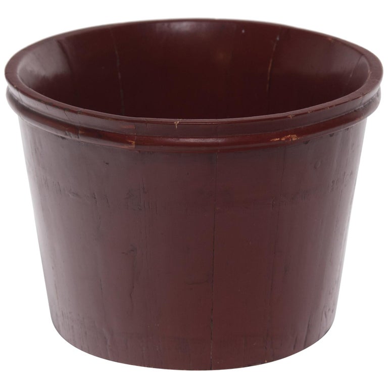 Chinese Lacquered Water Bucket, c. 1900 For Sale at 1stDibs