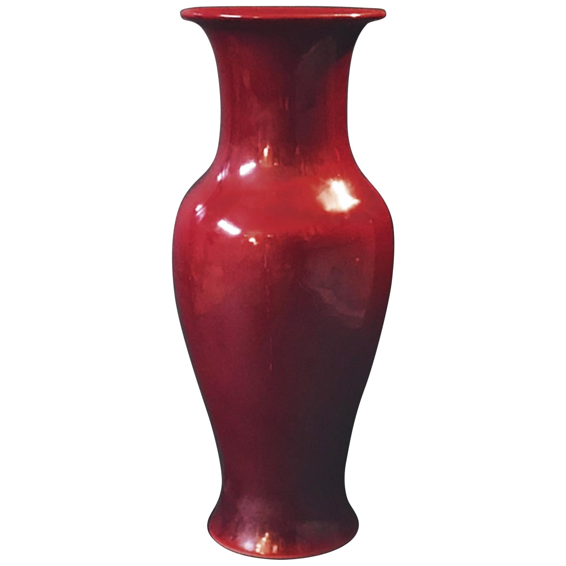 Early 20th Century Chinese Red Porcelain Sang de Boeuf Oxblood Vase