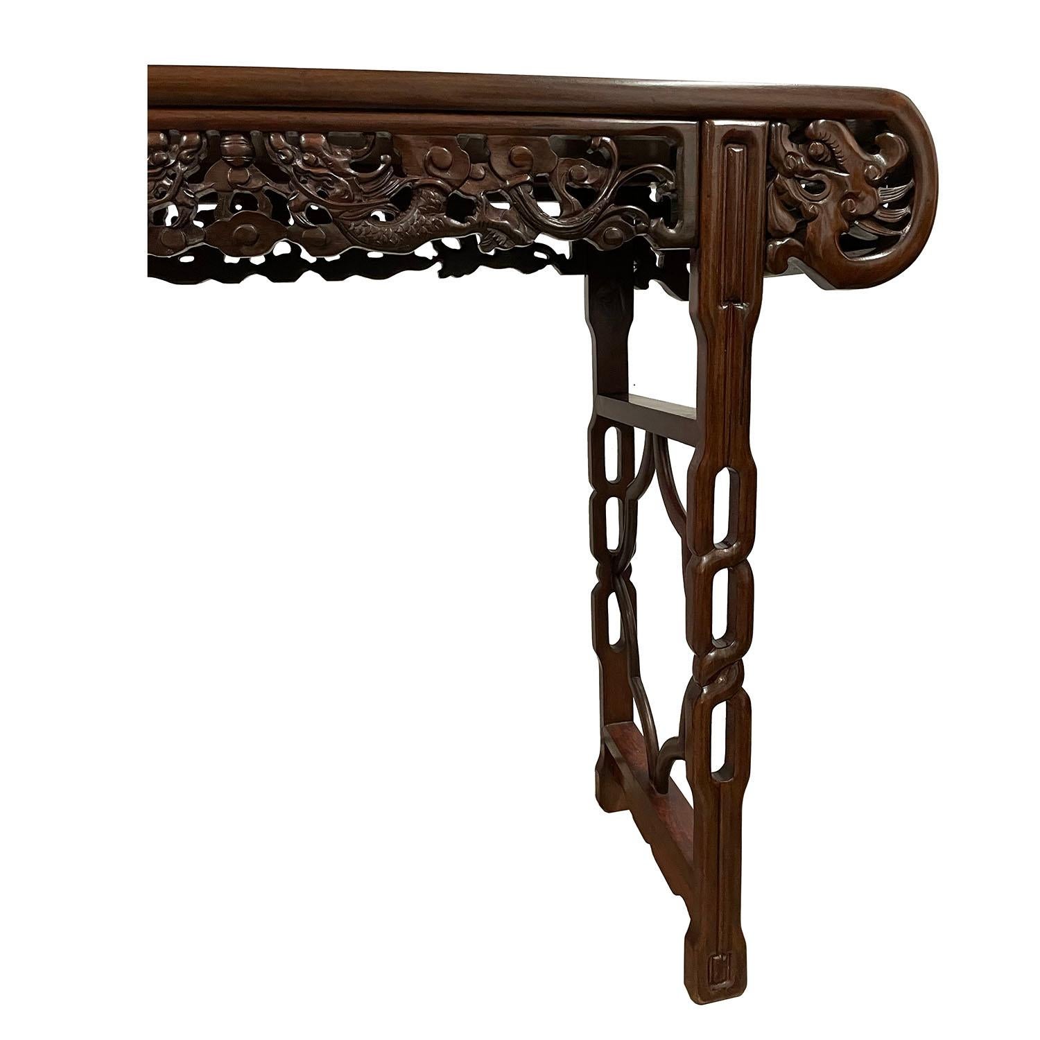 Early 20th Century Chinese Rosewood Dragon Altar Table/Entry Console For Sale 1