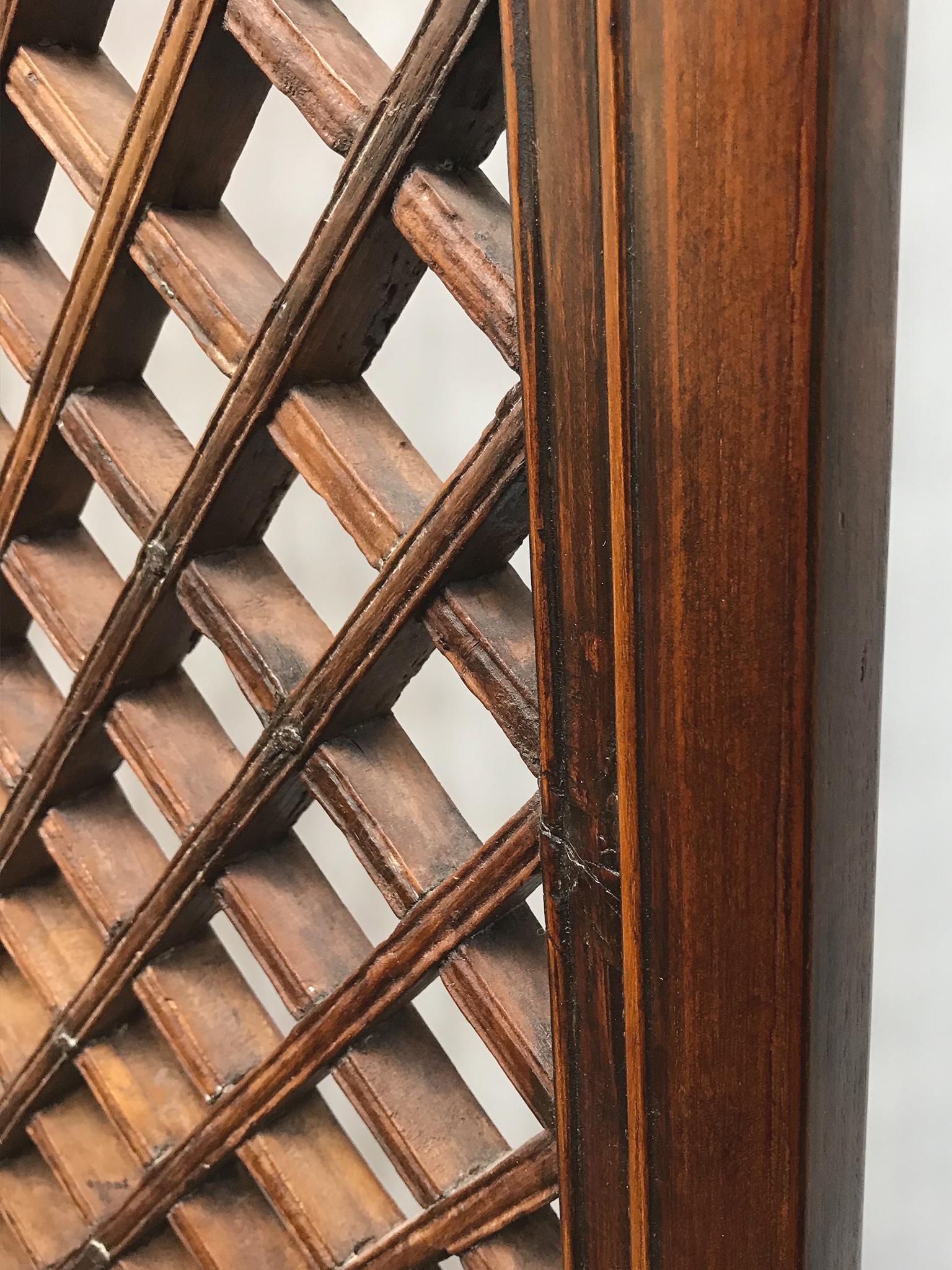 Early 20th Century Chinese Rosewood Lattice Screen 1