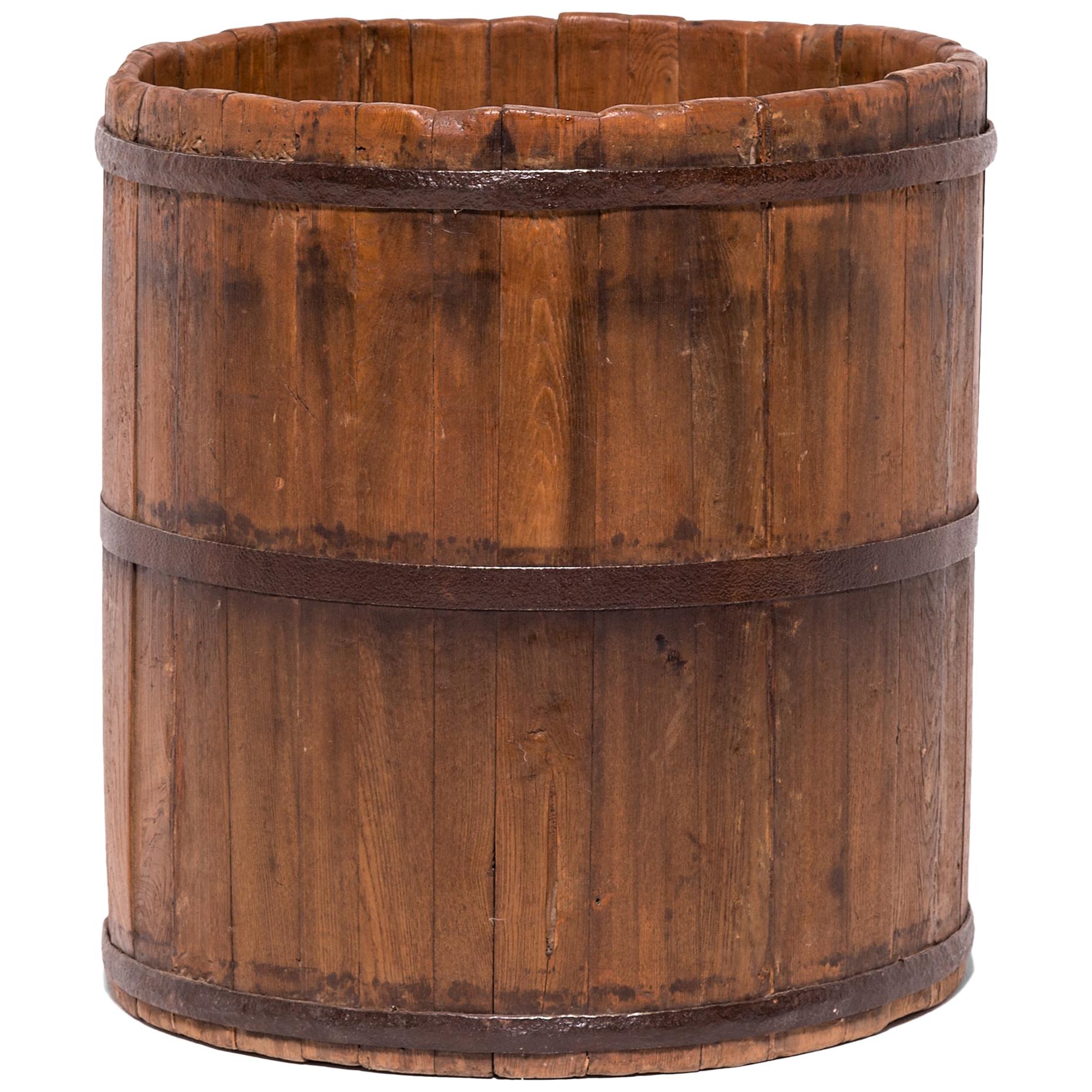 Early 20th Century Chinese Round Water Pail