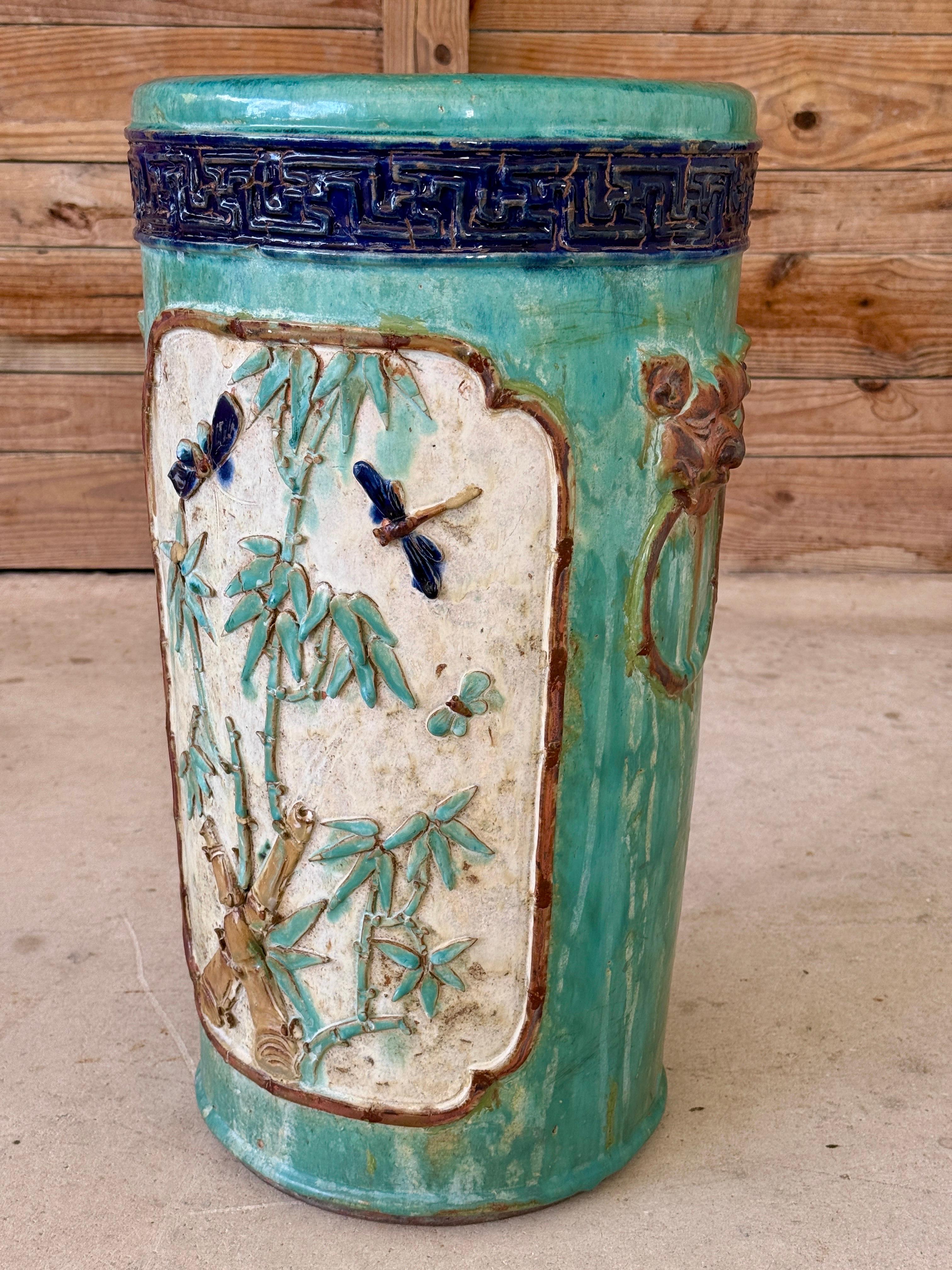 Paragüero chino Shiwan de principios del siglo XX esmaltado en turquesa en venta 2