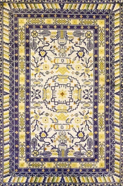 Antique Early 20th Century Chinese Silk Rug ( 3'10'' x 6' - 117 x 183 )