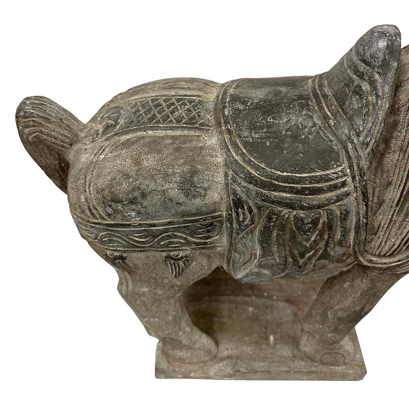 Early 20th Century Chinese Vintage Carved Stone Horse Statue/Sculpture For Sale 4