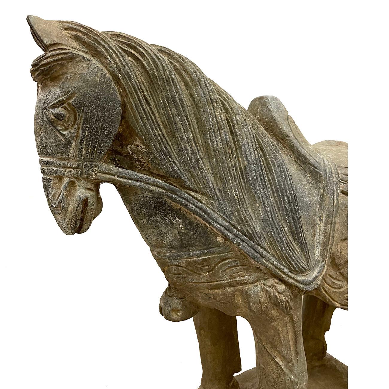 Early 20th Century Chinese Vintage Carved Stone Horse Statue/Sculpture In Good Condition For Sale In Pomona, CA