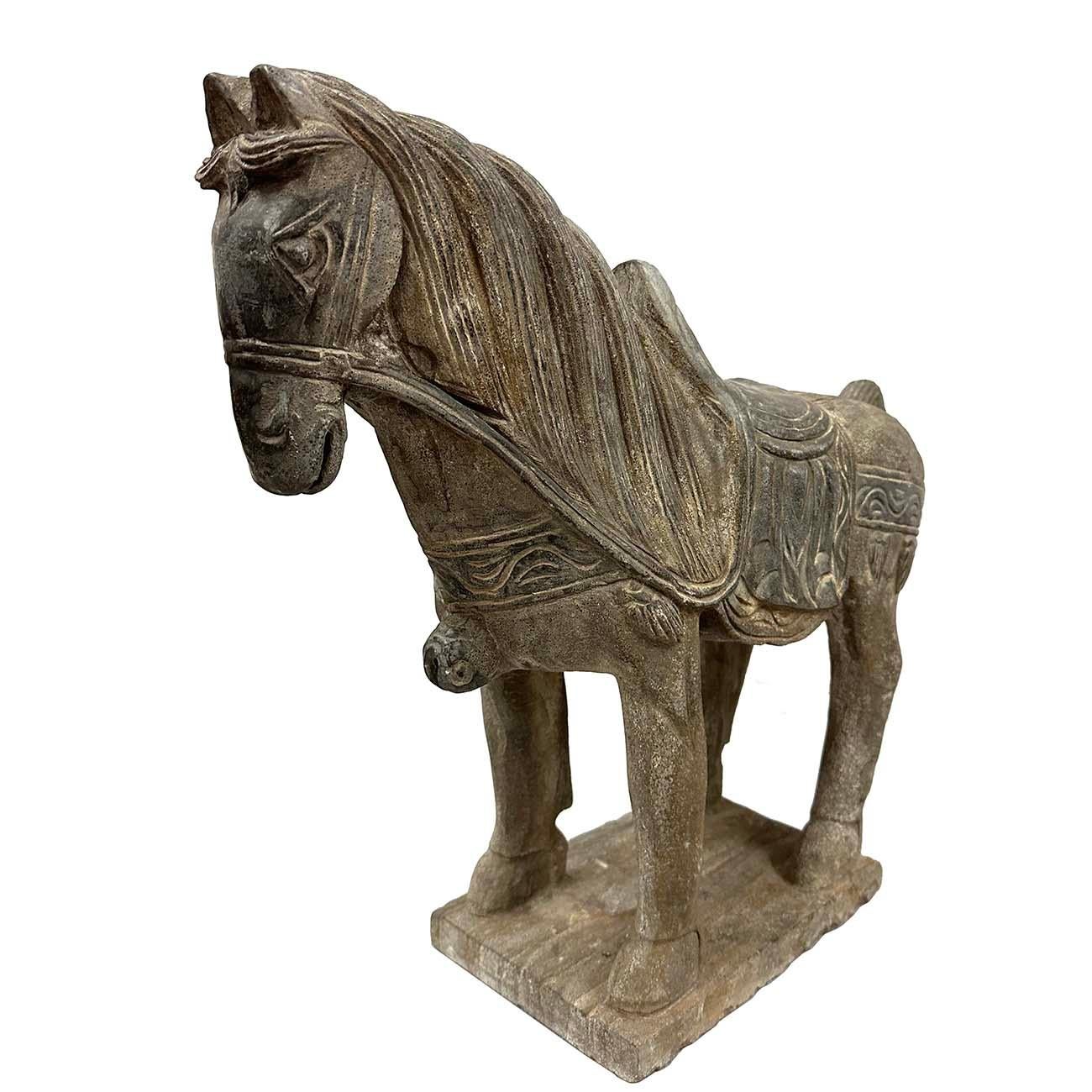Early 20th Century Chinese Vintage Carved Stone Horse Statue/Sculpture In Good Condition For Sale In Pomona, CA