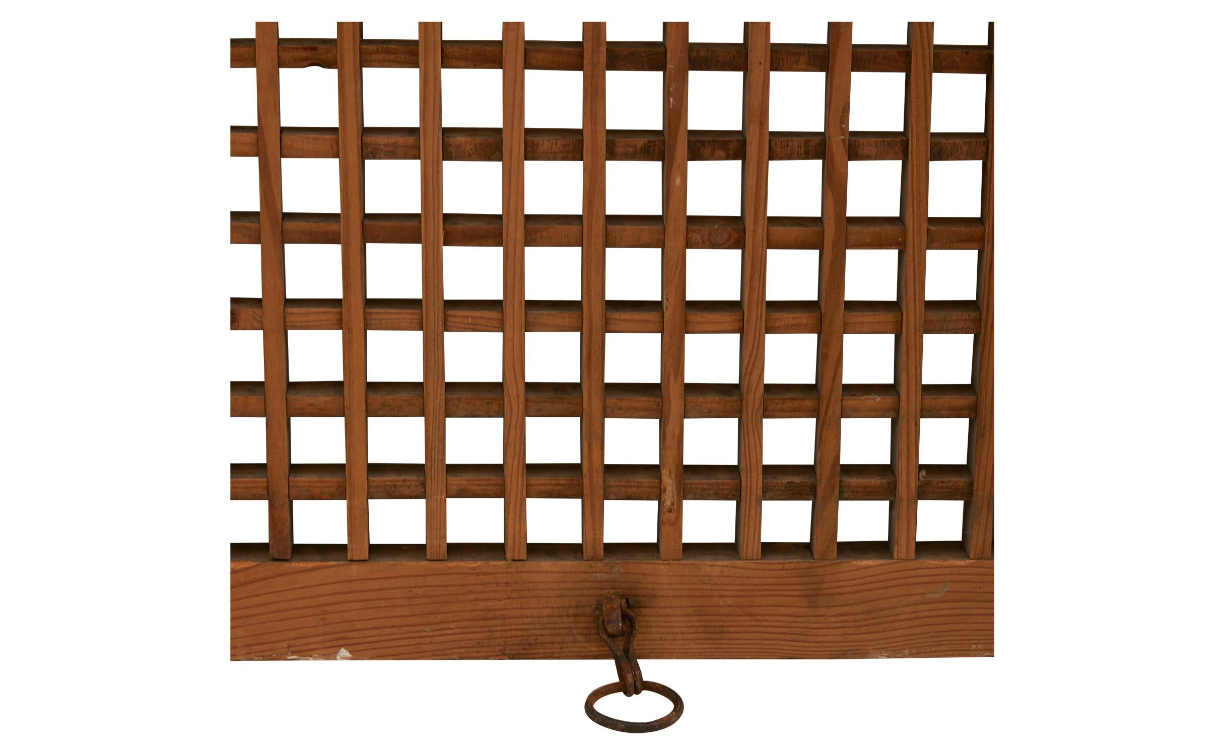 Early 20th Century Chinese Wooden Screen Door 3