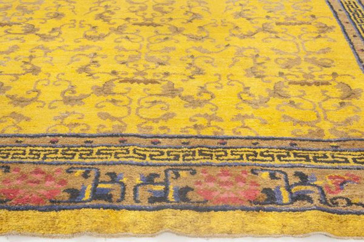 Doris Leslie Blau Collection Early 20th Century Chinese Yellow Handmade Silk Rug For Sale 2