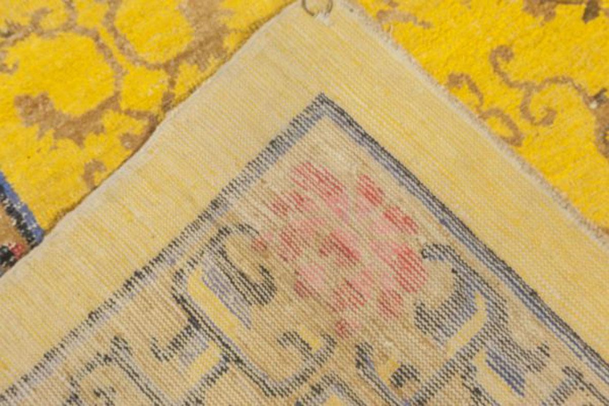 Doris Leslie Blau Collection Early 20th Century Chinese Yellow Handmade Silk Rug For Sale 4