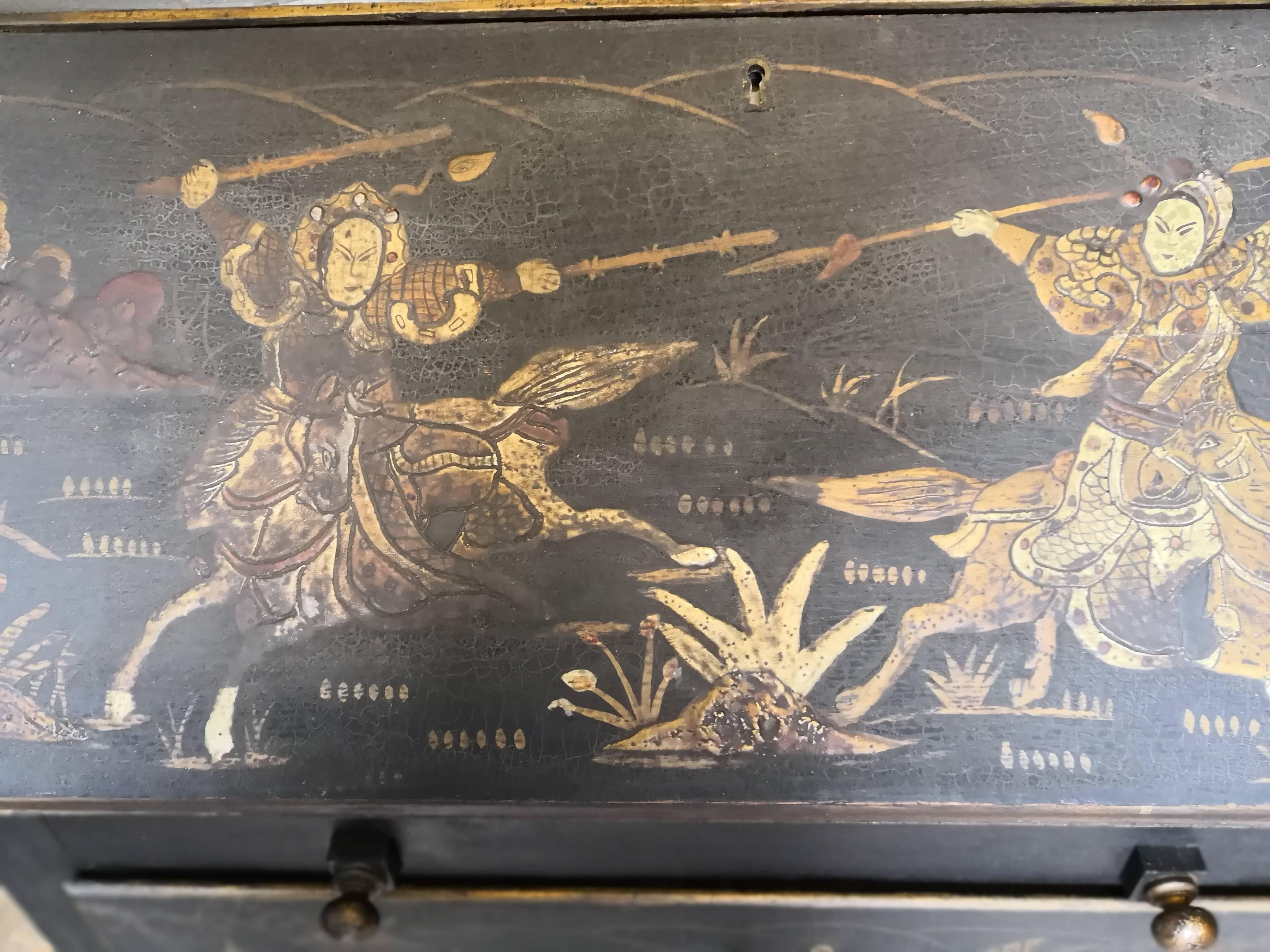 Early 20th Century Chinoiserie Decorated Bureau in Black Wood 7
