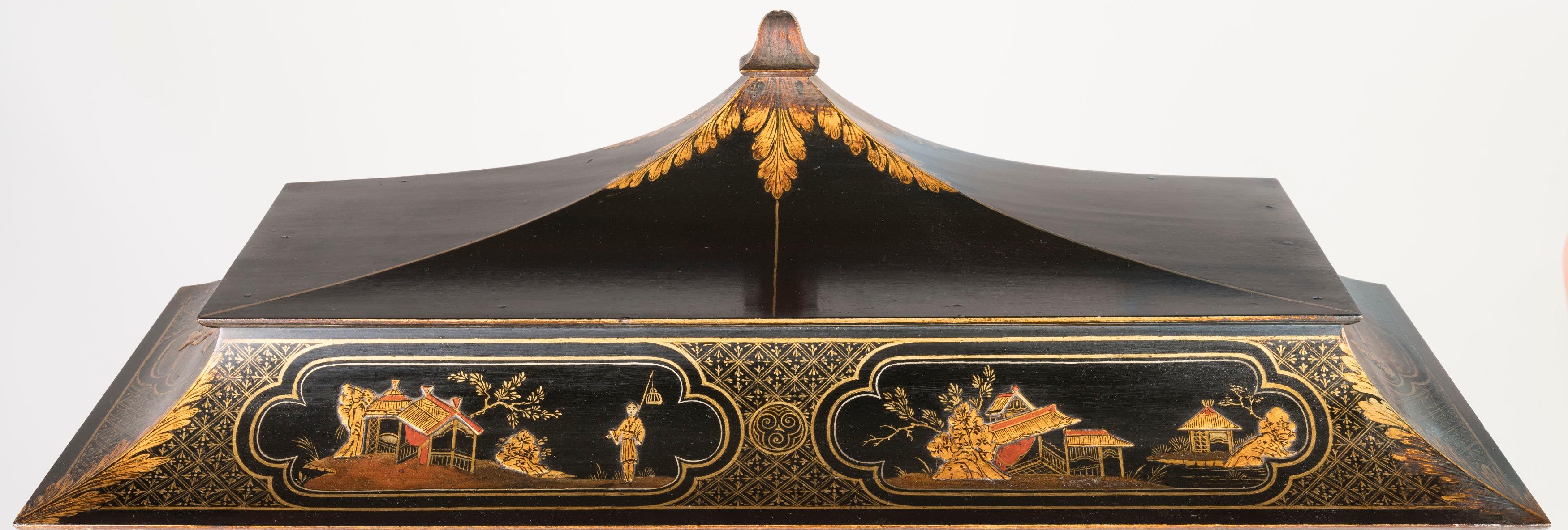 Glass Early 20th Century Chinoiserie Lacquer Display Case attributed to Hille & Co For Sale