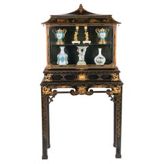 Early 20th Century Chinoiserie Lacquer Display Case attributed to Hille & Co