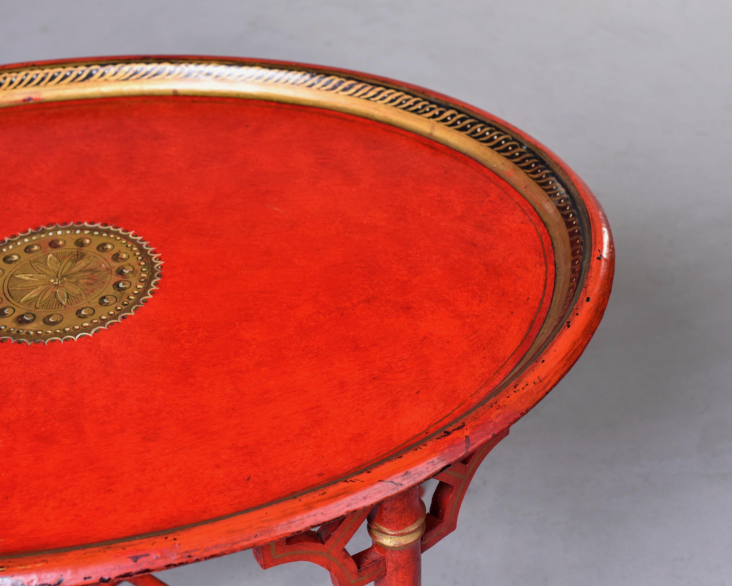 Early 20th Century Chinoiserie Oval Side Table For Sale 3