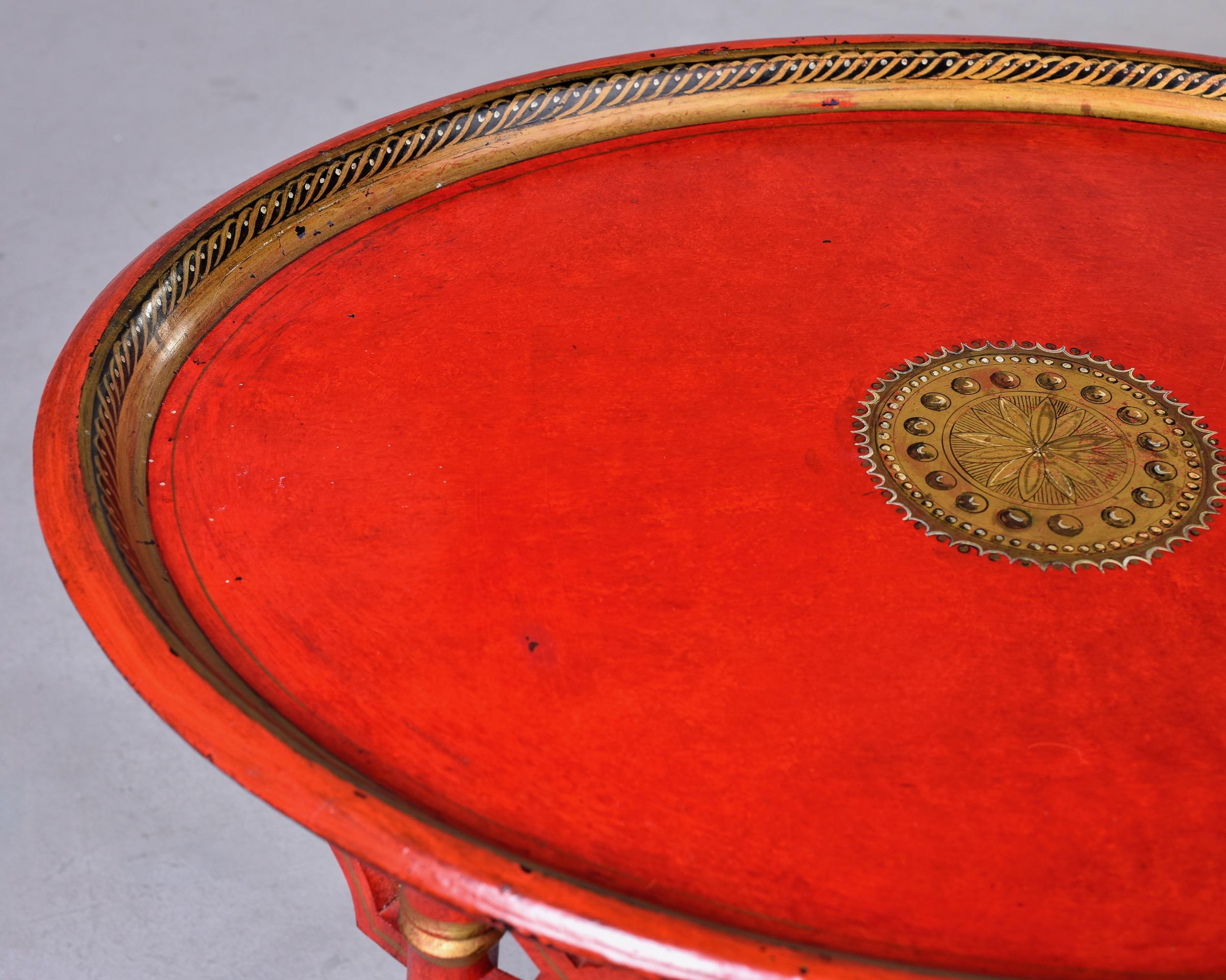 Imitation bambou Table d'appoint ovale de style chinoiserie du début du XXe siècle en vente
