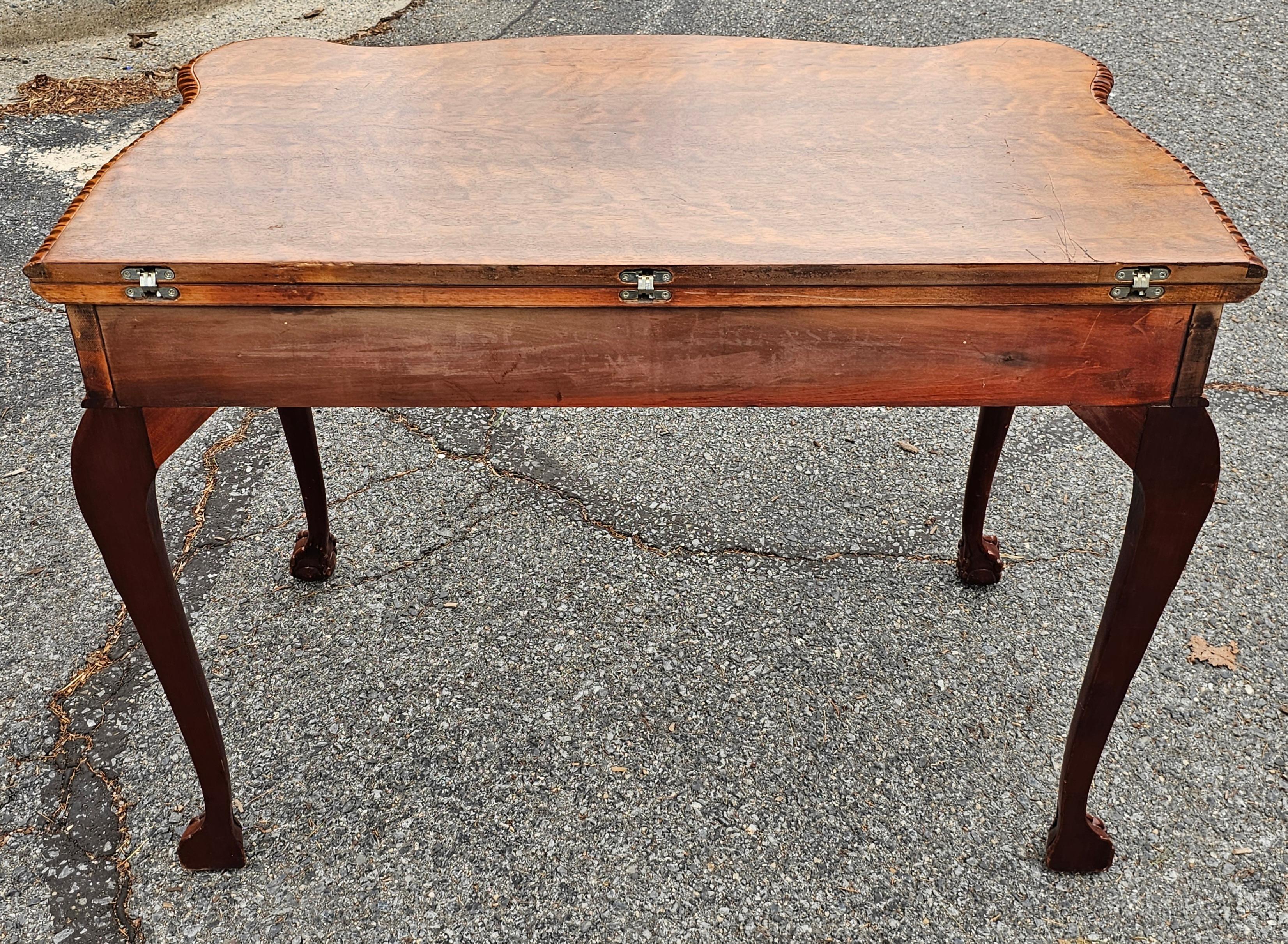 Table à cartes console à plateau rabattable en acajou Chippendale du début du 20e siècle en vente 5
