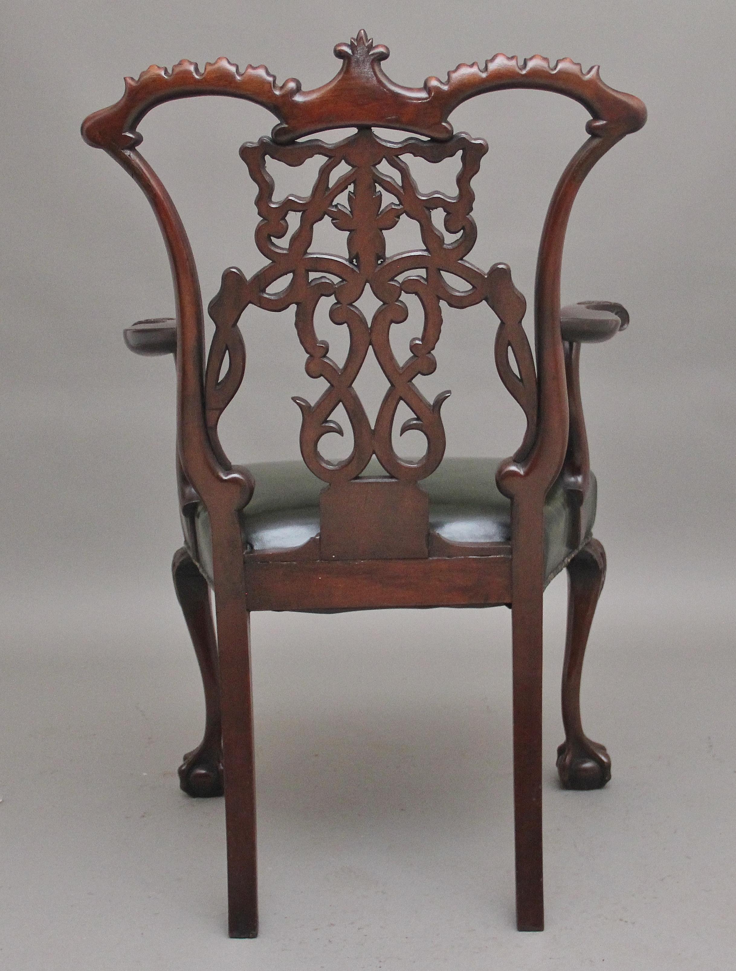 Mahogany Early 20th Century Chippendale style armchair For Sale