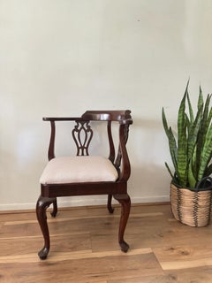 Early 20th Century Chippendale Style Carved Walnut Corner Chair With Carved Back