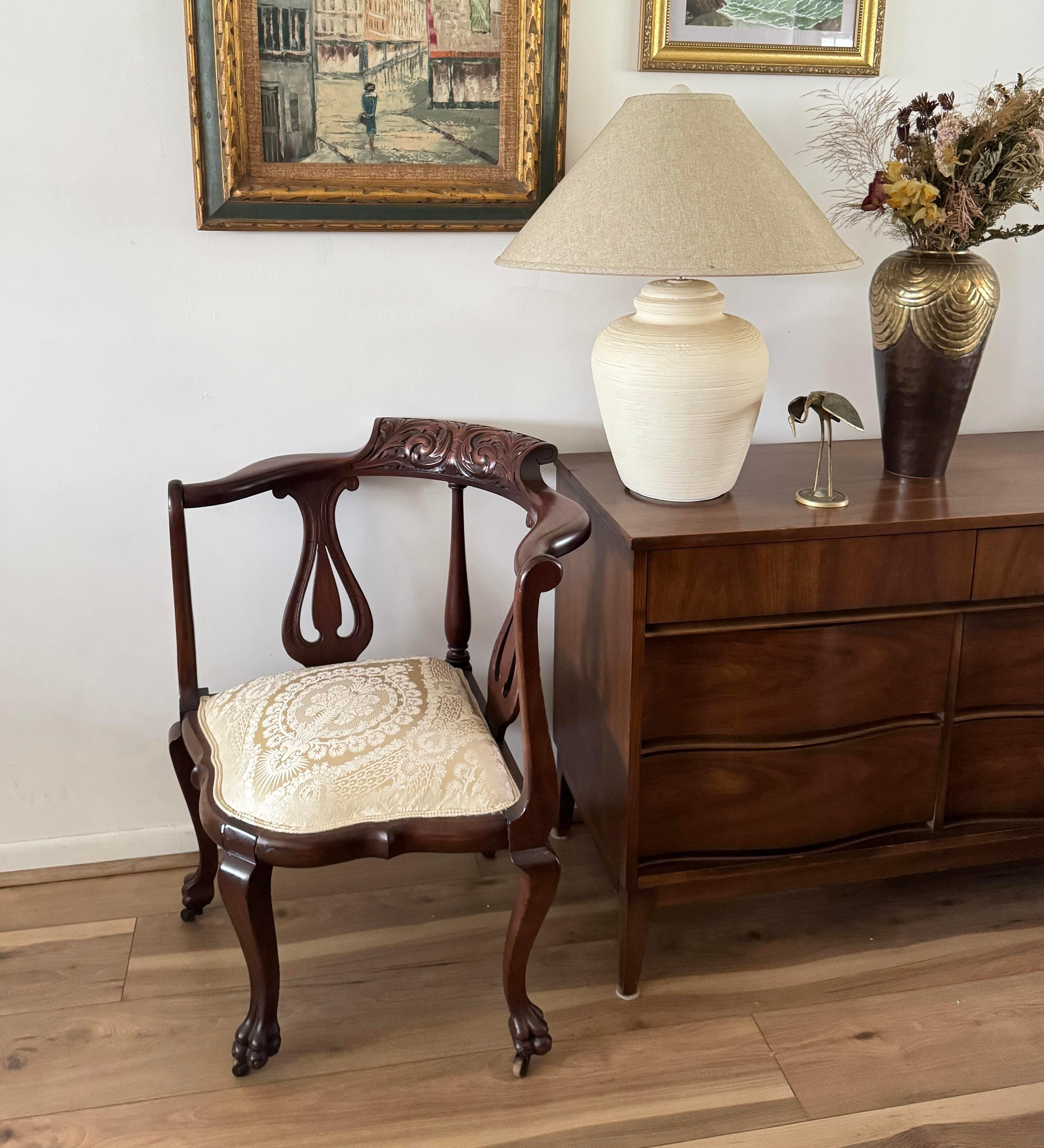 Mid-20th Century Early 20th Century Chippendale Style Carved Walnut Corner Chair With Carved Back For Sale