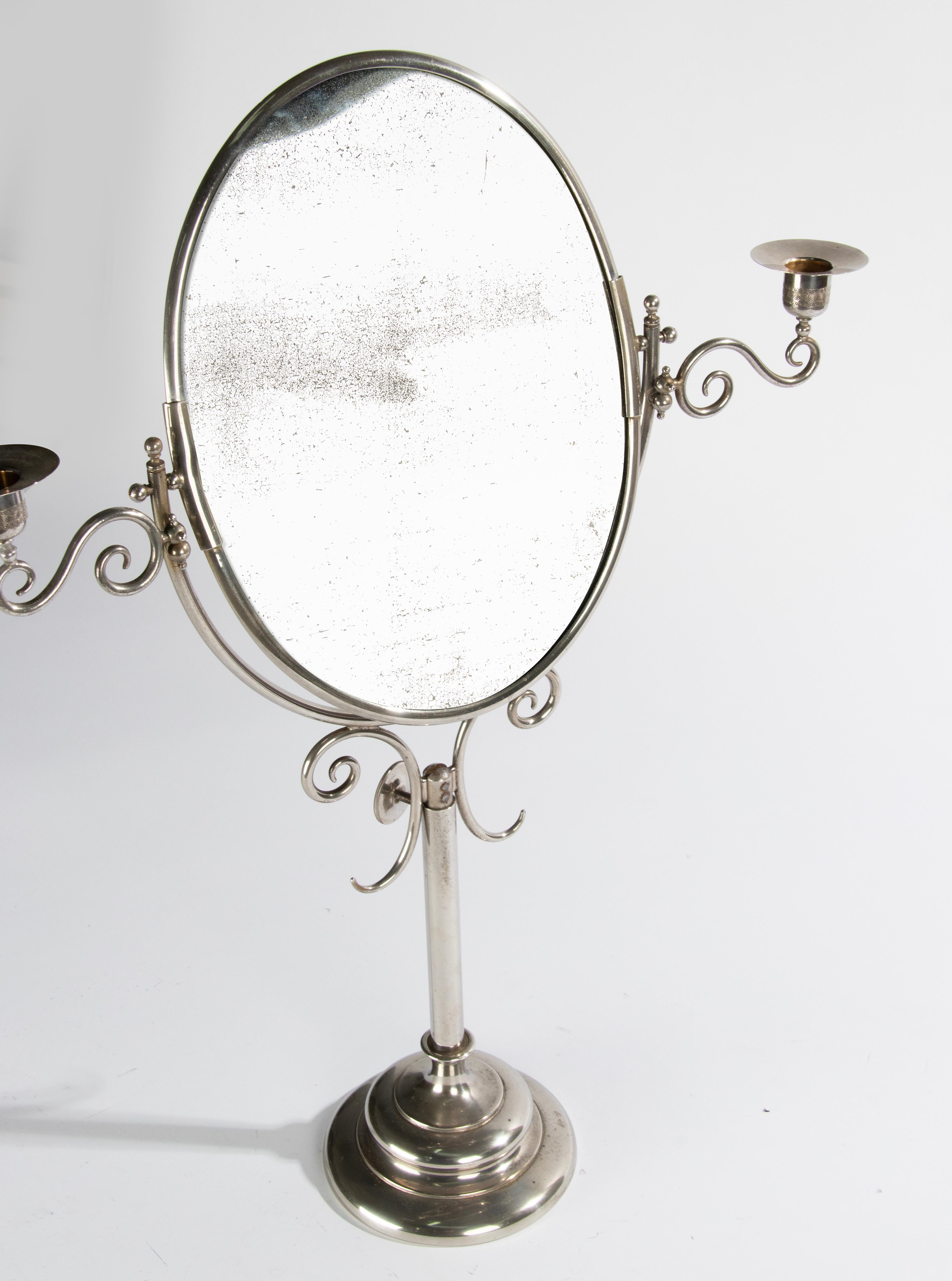 Début du 20ème siècle Table vanité miroir chromé Chandeliers en vente 11