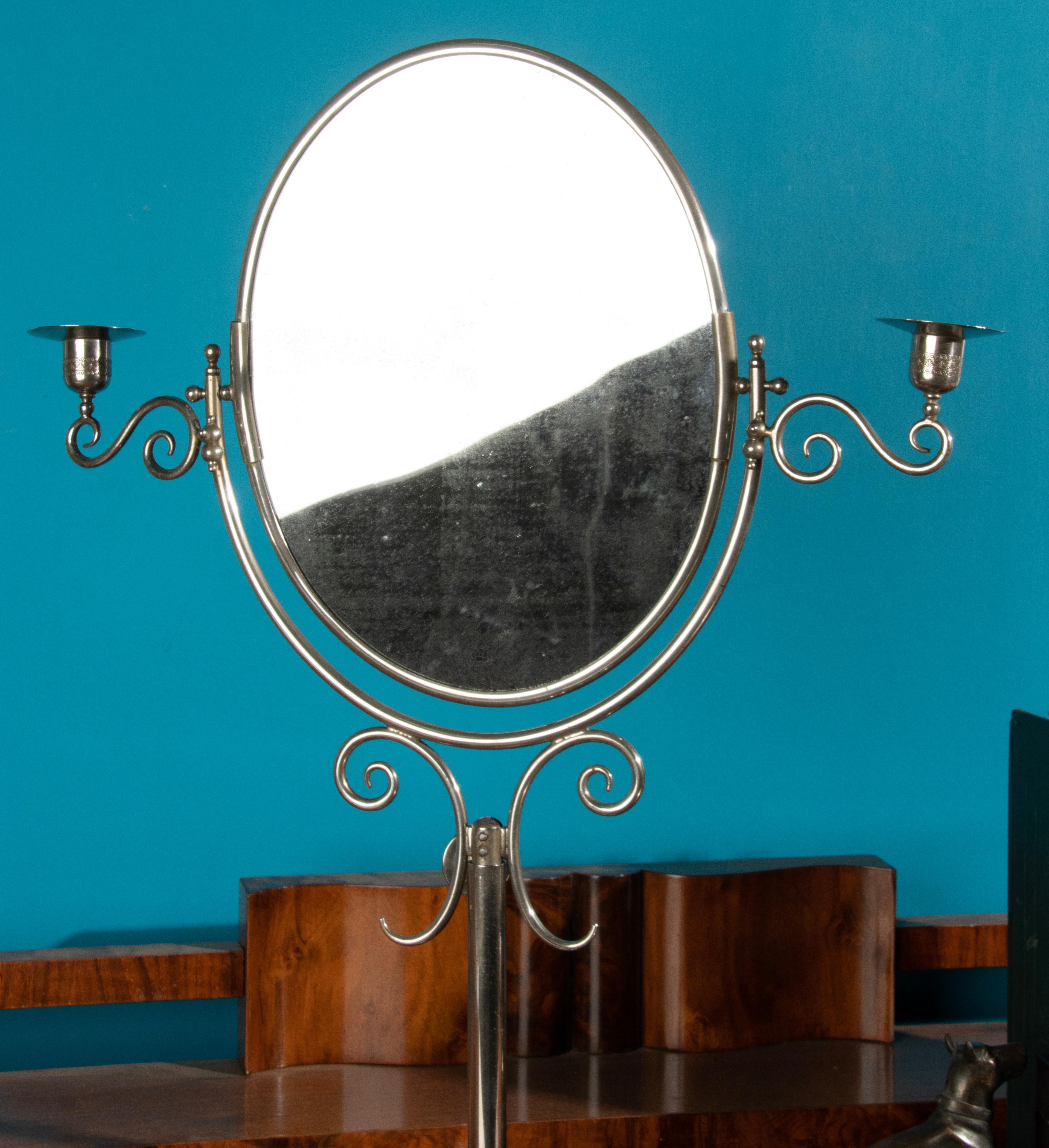 Début du 20ème siècle Table vanité miroir chromé Chandeliers en vente 13