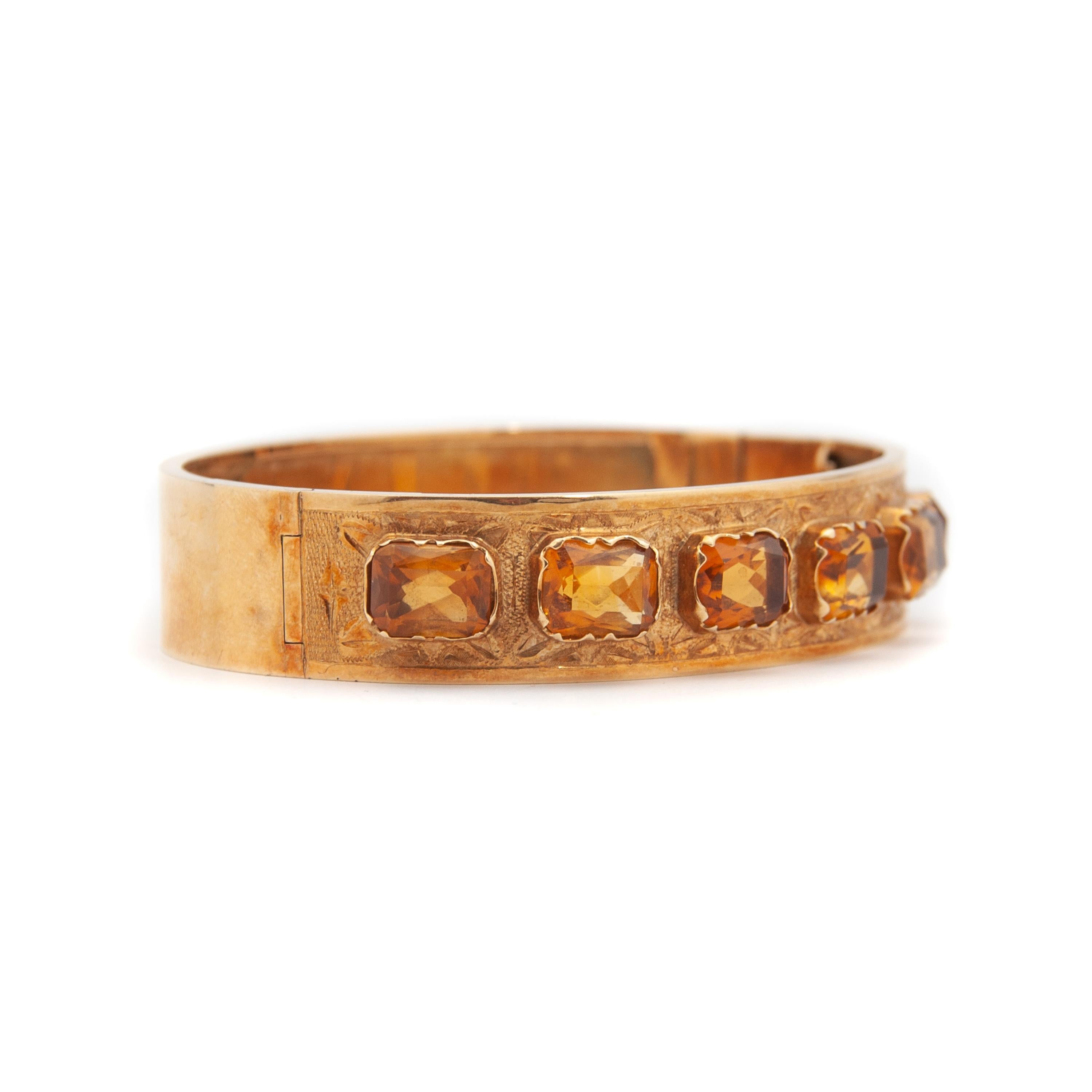 Antique 14 Karat Gold Honey Citrine Stones Bangle Bracelet In Good Condition For Sale In Rotterdam, NL