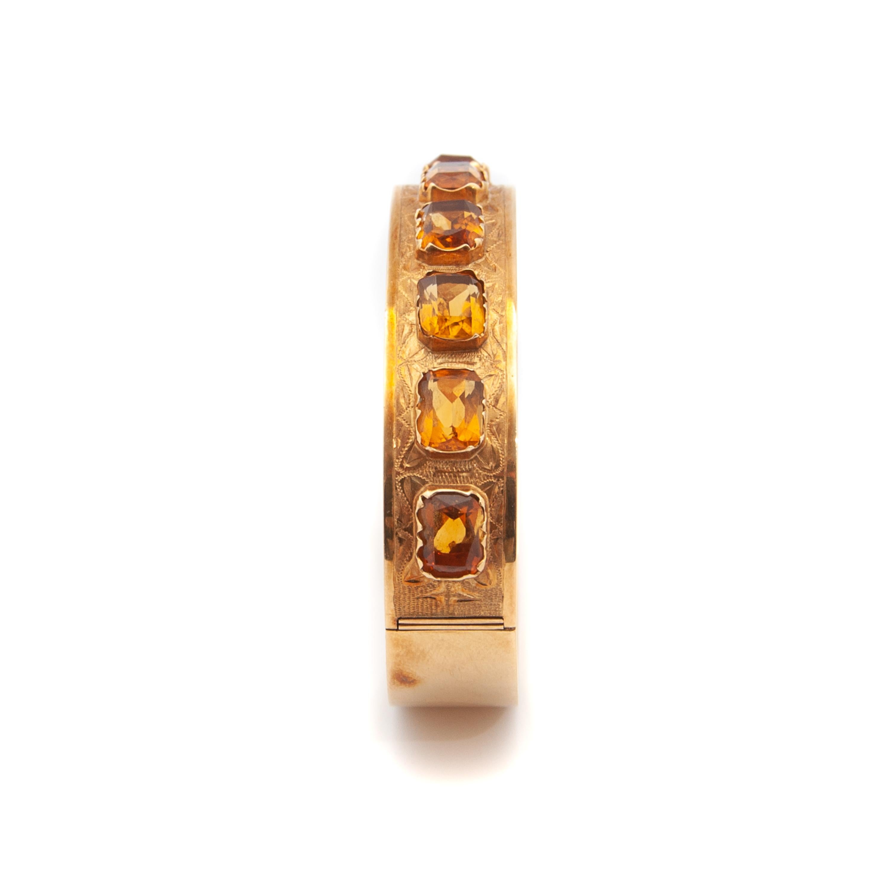 Antiquities 14 Karat Gold Honey Citrine Stones Bangle Bracelet en vente 2