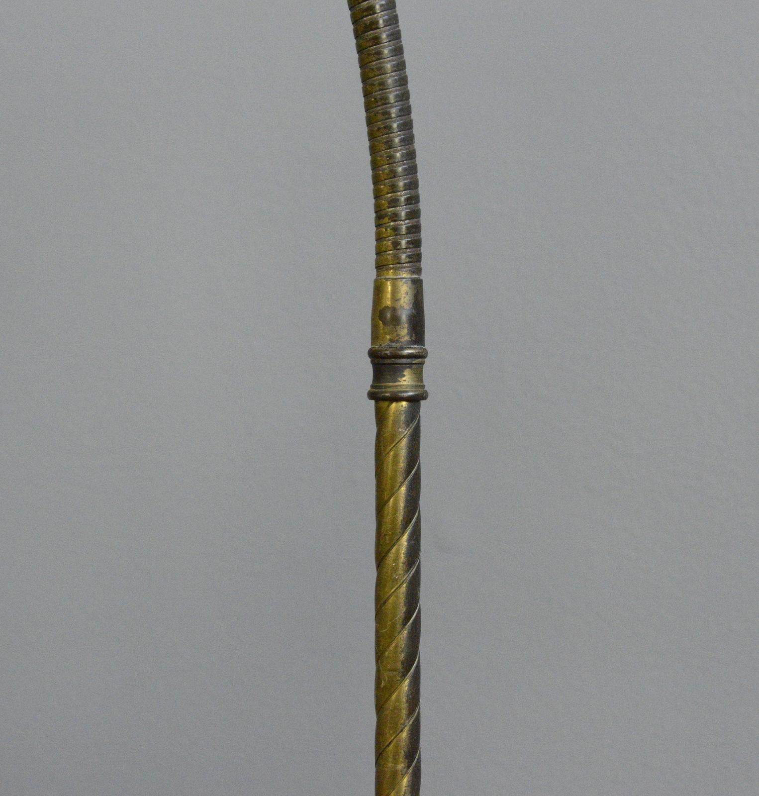 English Early 20th Century Clam Shell Desk Lamp, circa 1910