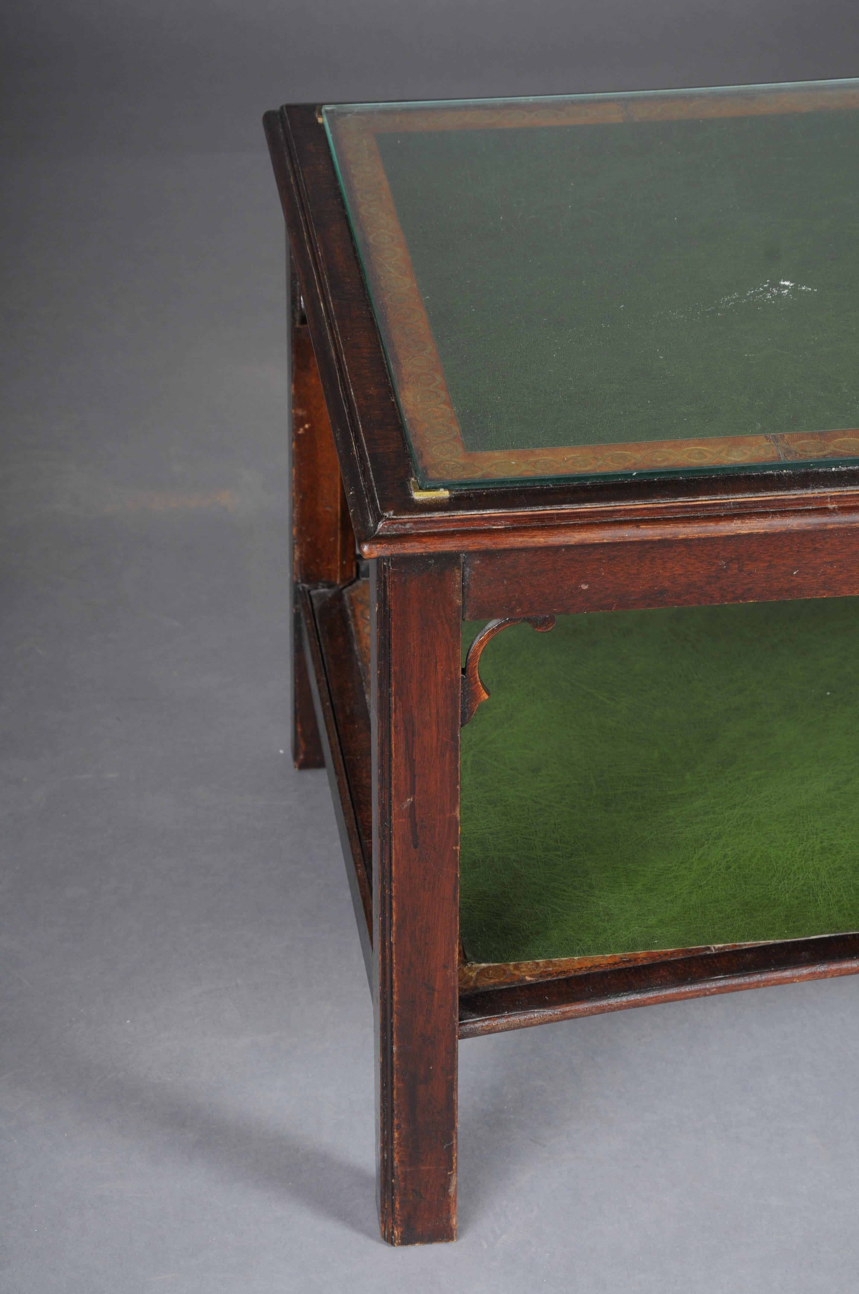early 20th Century Classicist English Coffee Table Leather Top For Sale 1